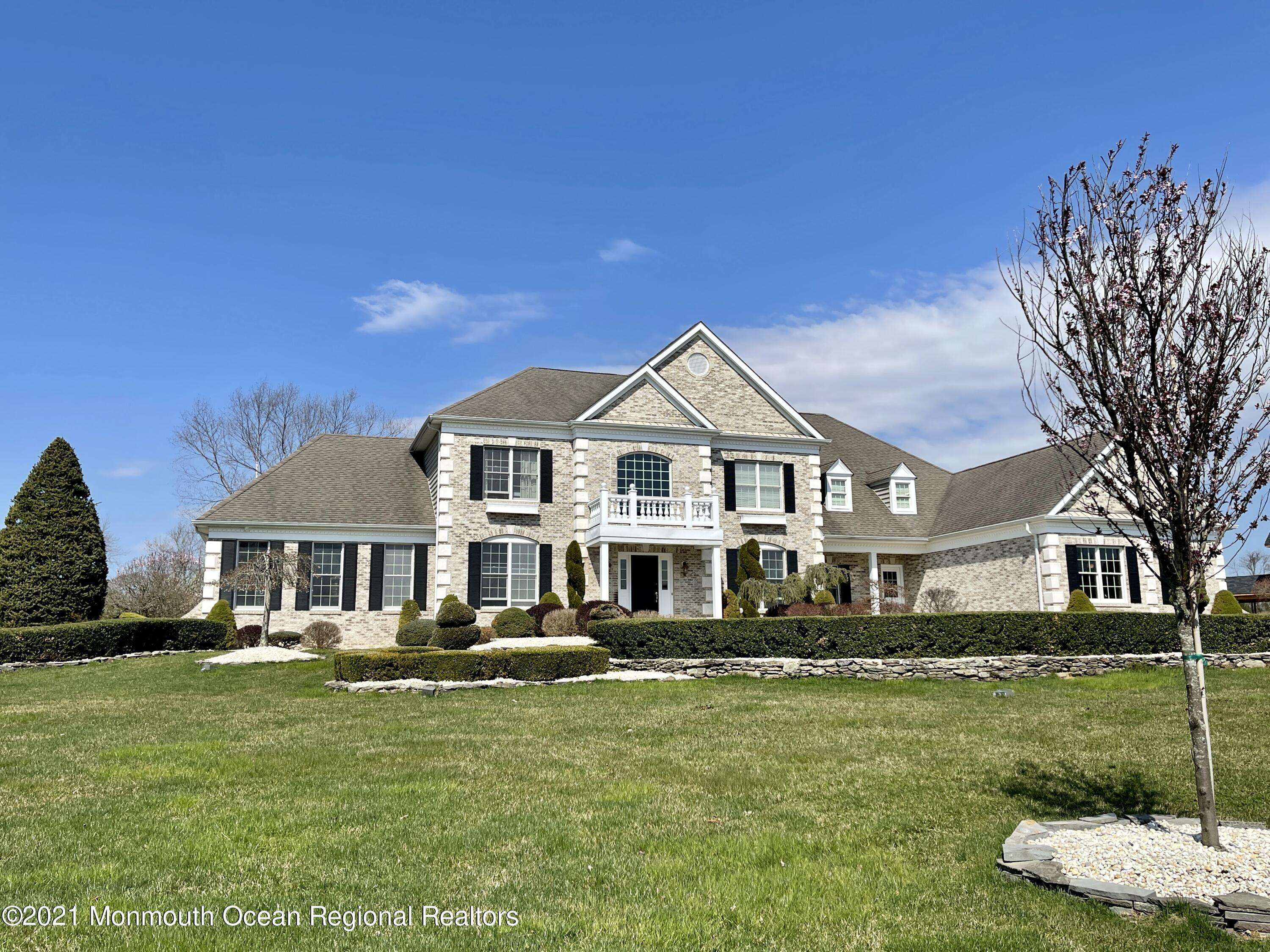Farmingdale, NJ 07727,1 Ethan Drive