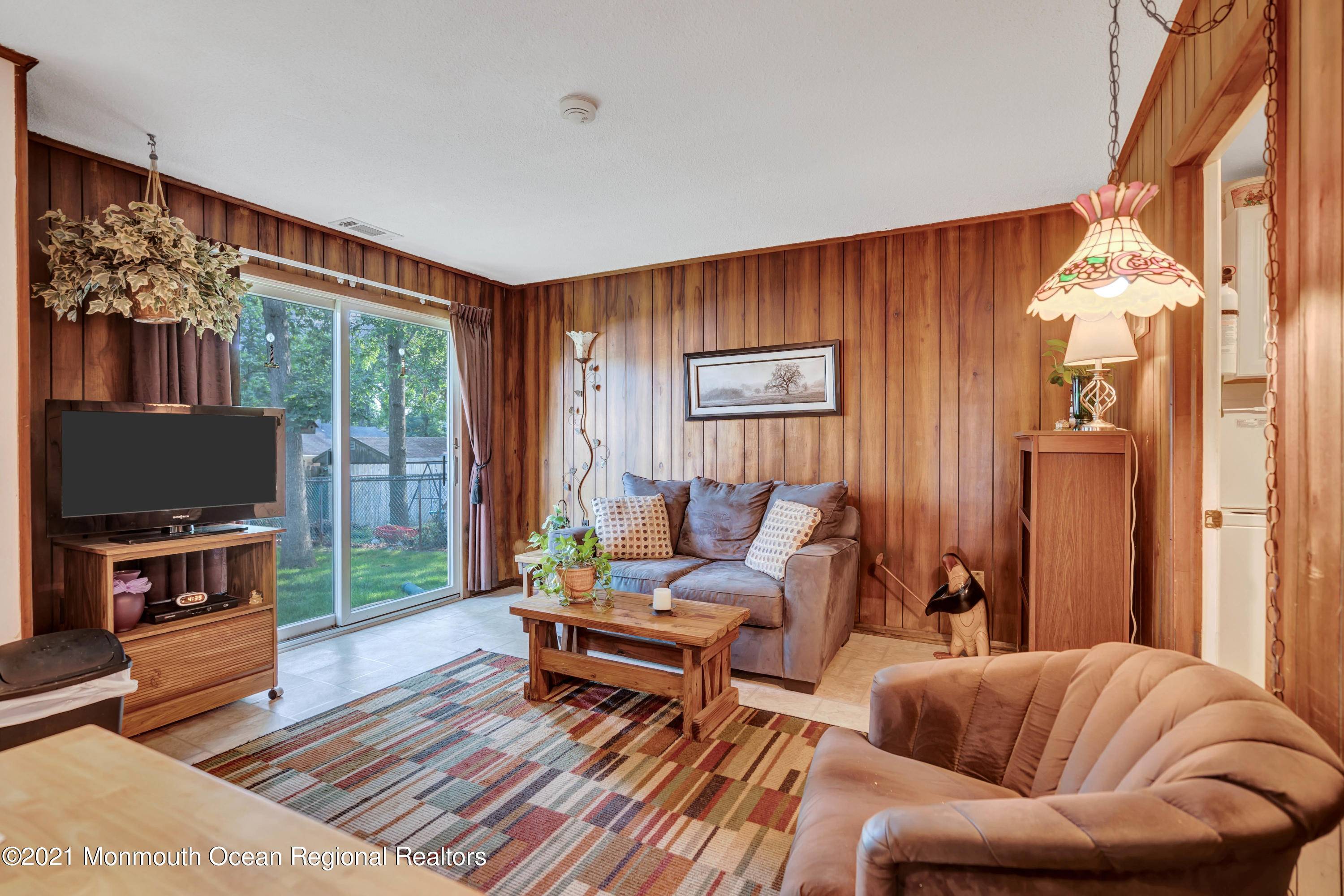 Barnegat, NJ 08005,55 Ravenwood Boulevard