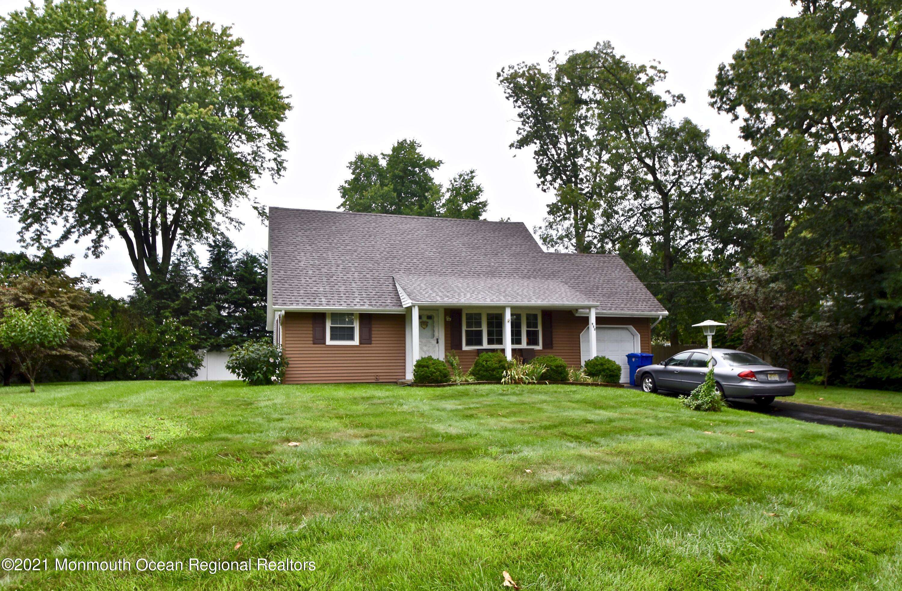 Toms River, NJ 08753,952 Stafford Drive