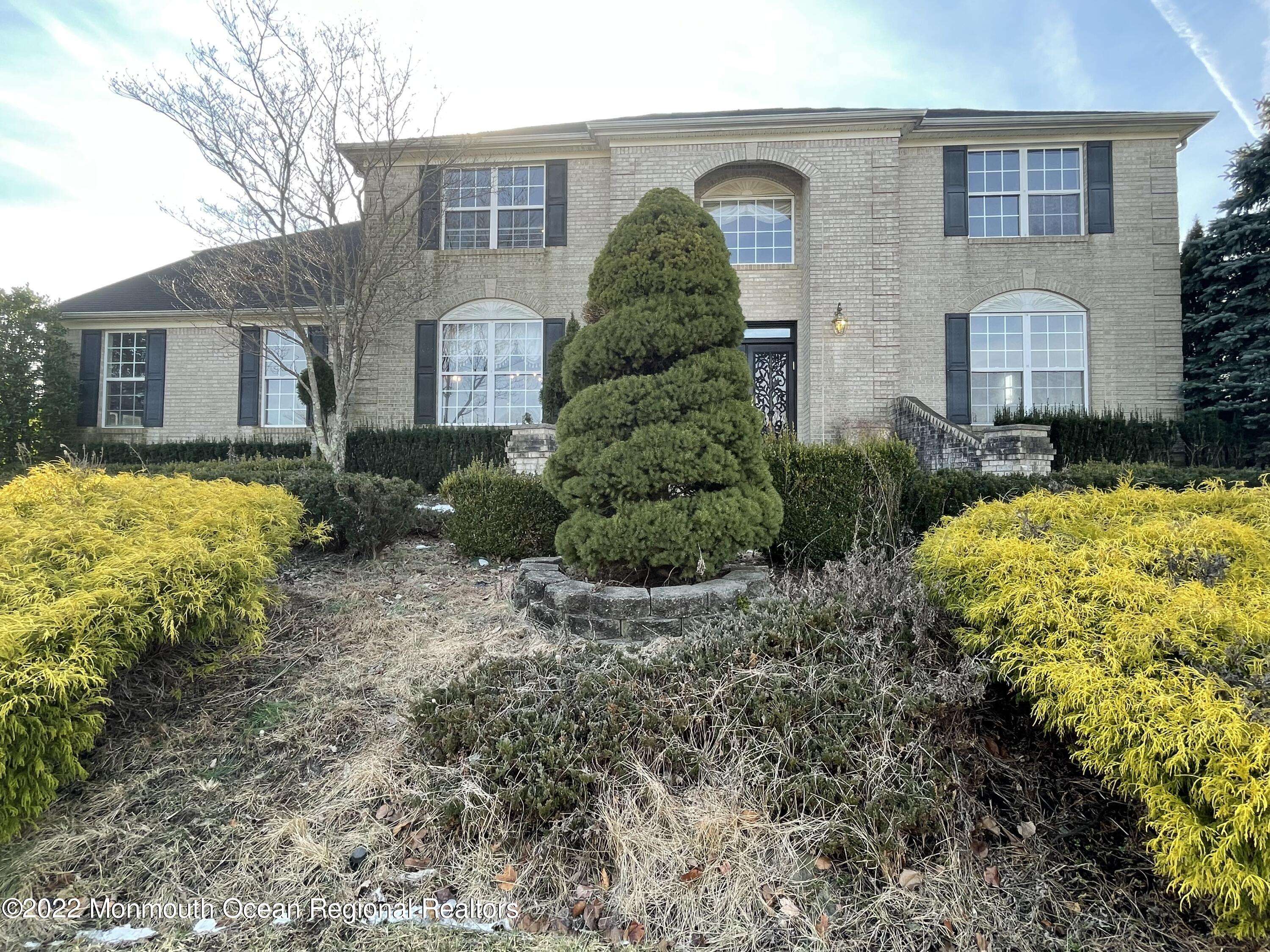 Marlboro, NJ 07746,2 Lowry Lane