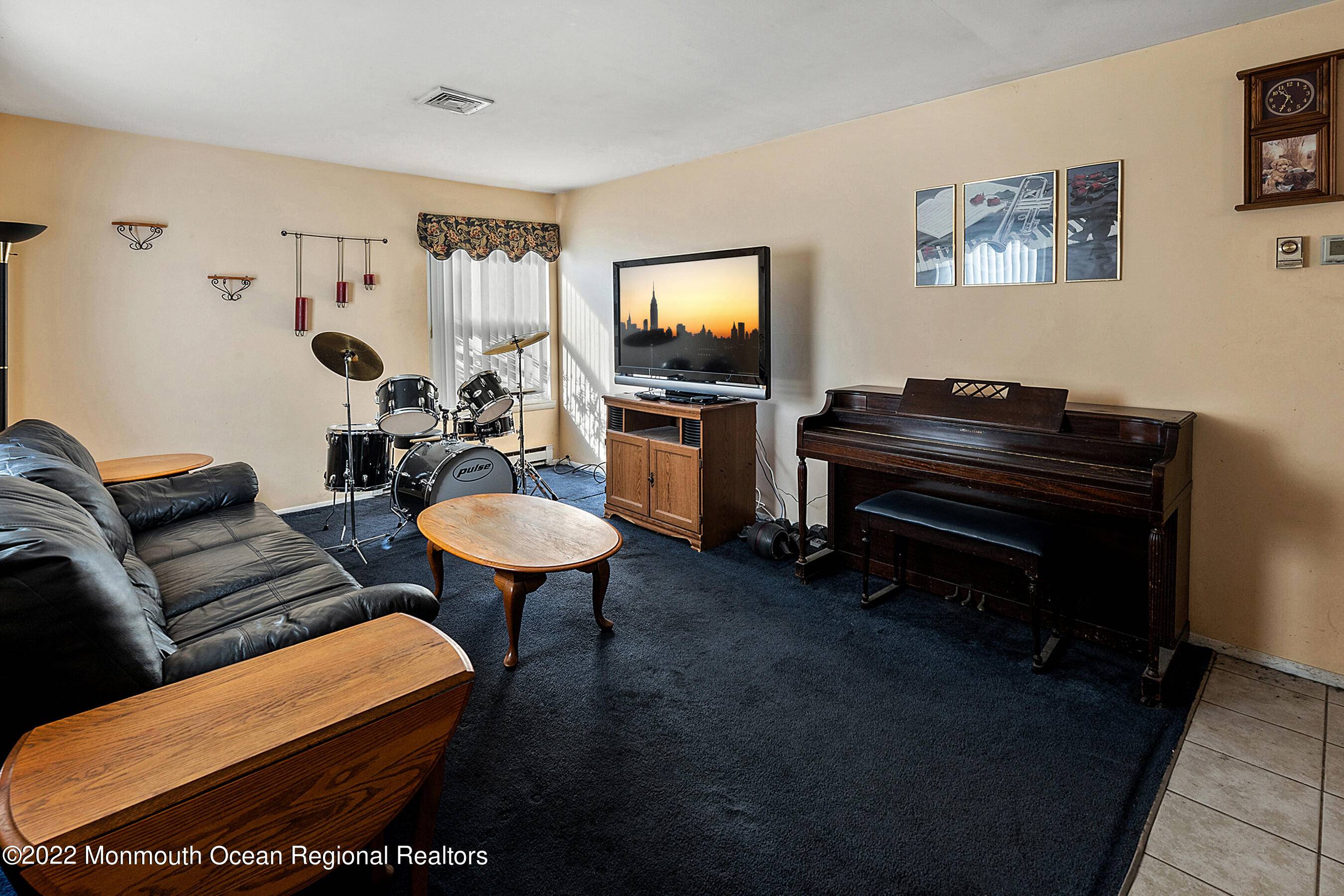 Barnegat, NJ 08005,88 Lexington Boulevard