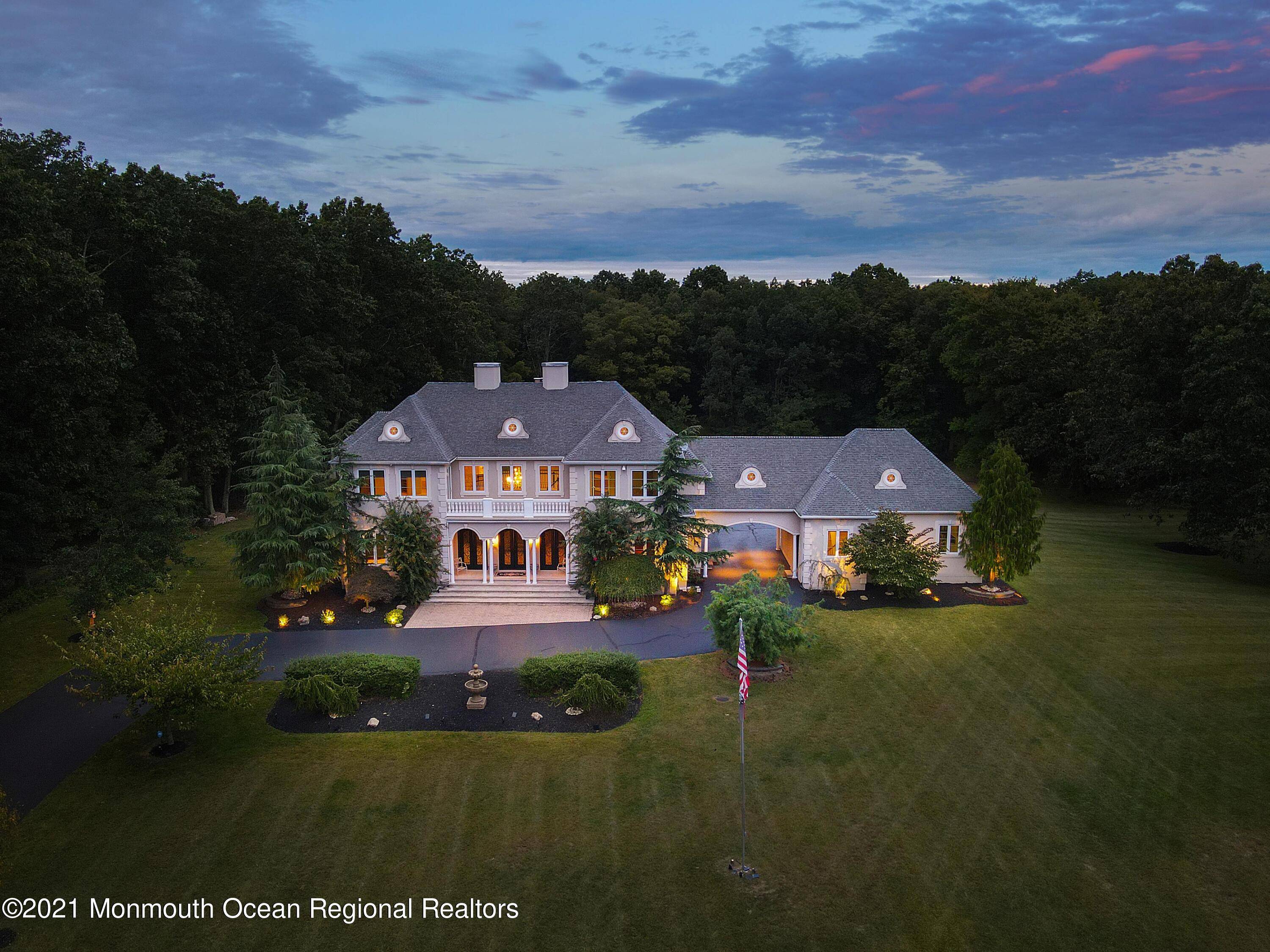 Howell, NJ 07731,520 W Farms Road