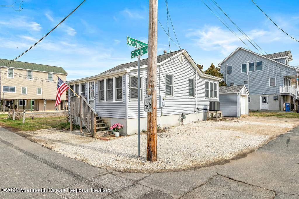 Manahawkin, NJ 08050,2544 Circle Drive