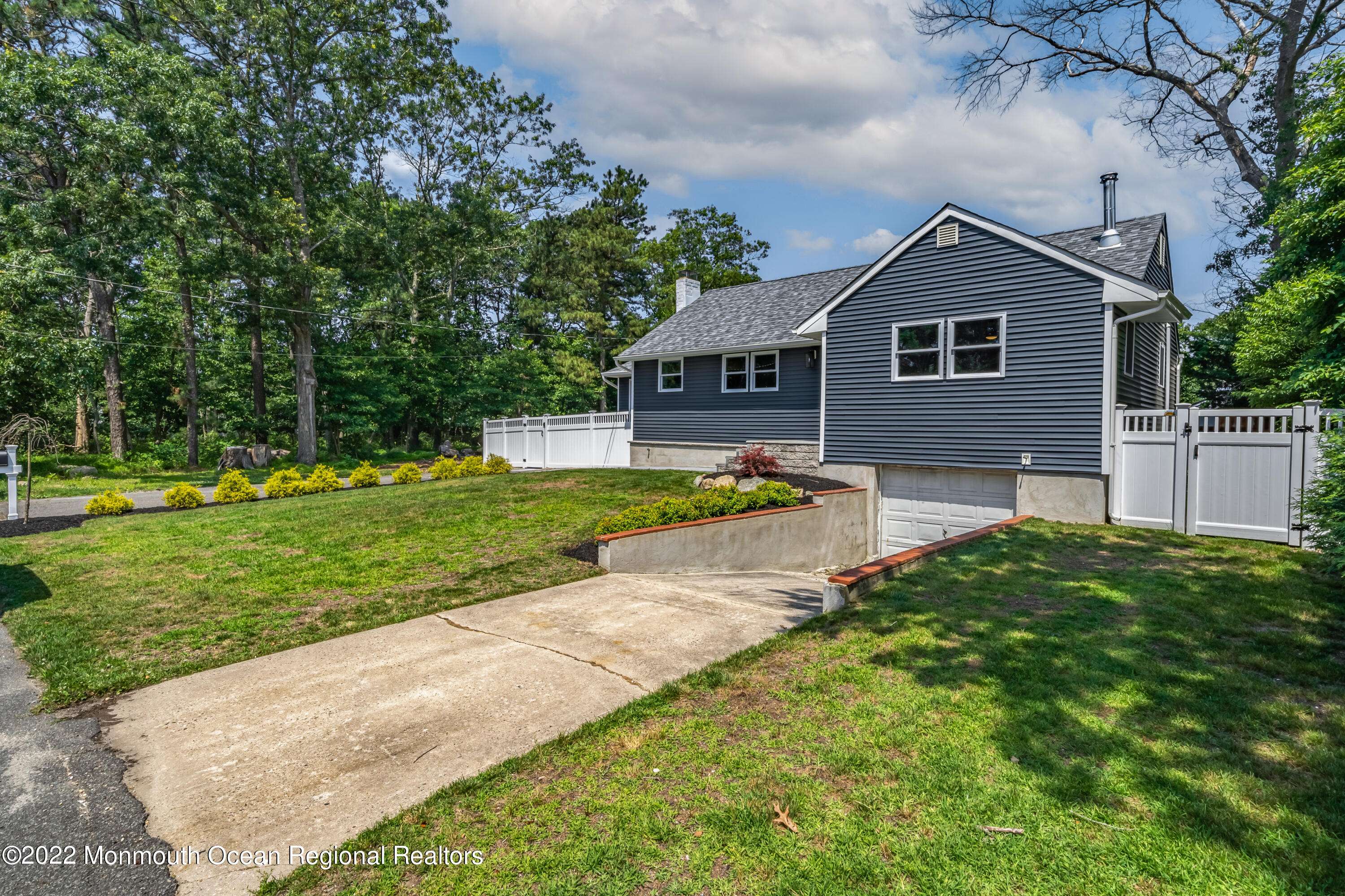 Forked River, NJ 08731,1522 Bee Way