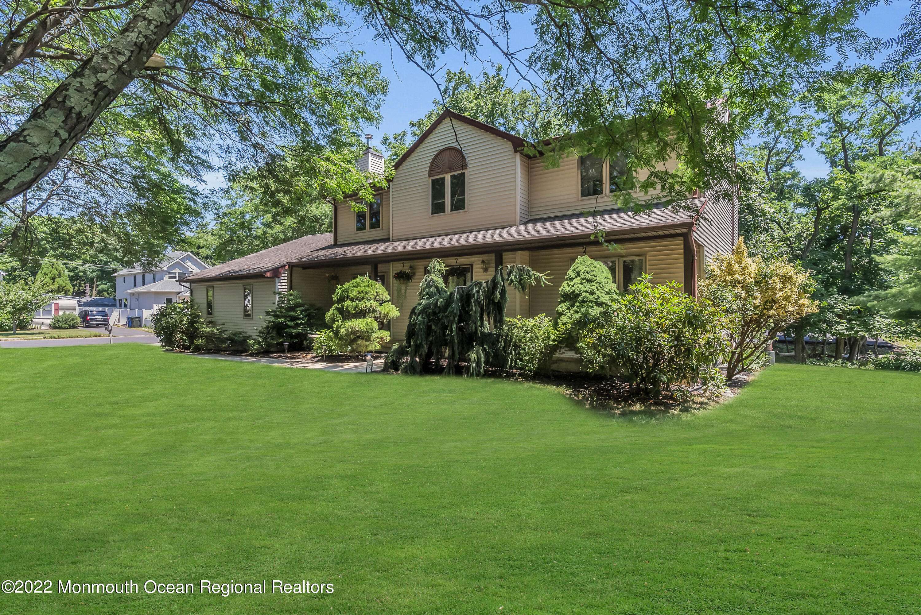 Oakhurst, NJ 07755,101 Marcy Place