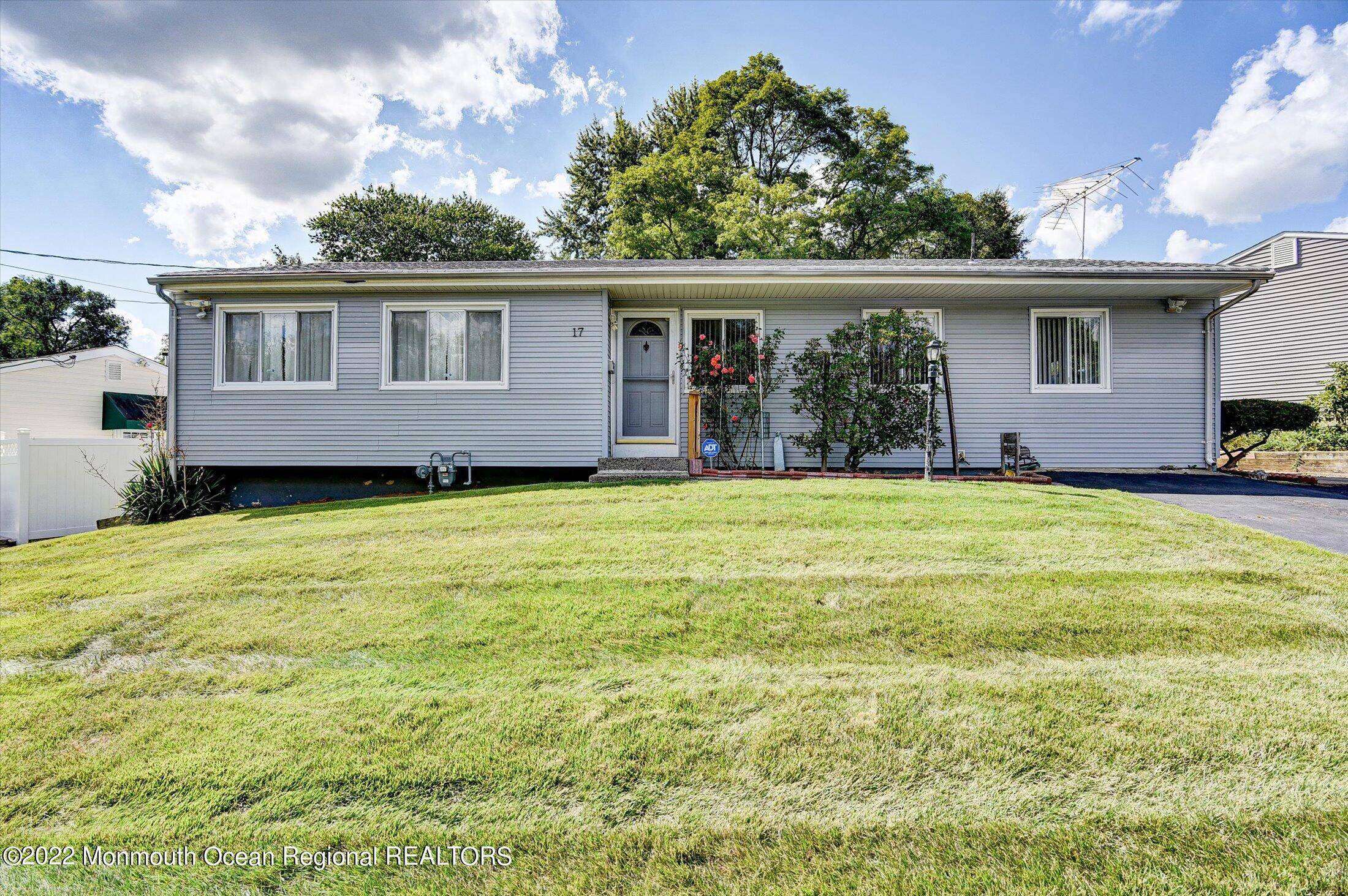 Parlin, NJ 08859,17 Brandeis Road