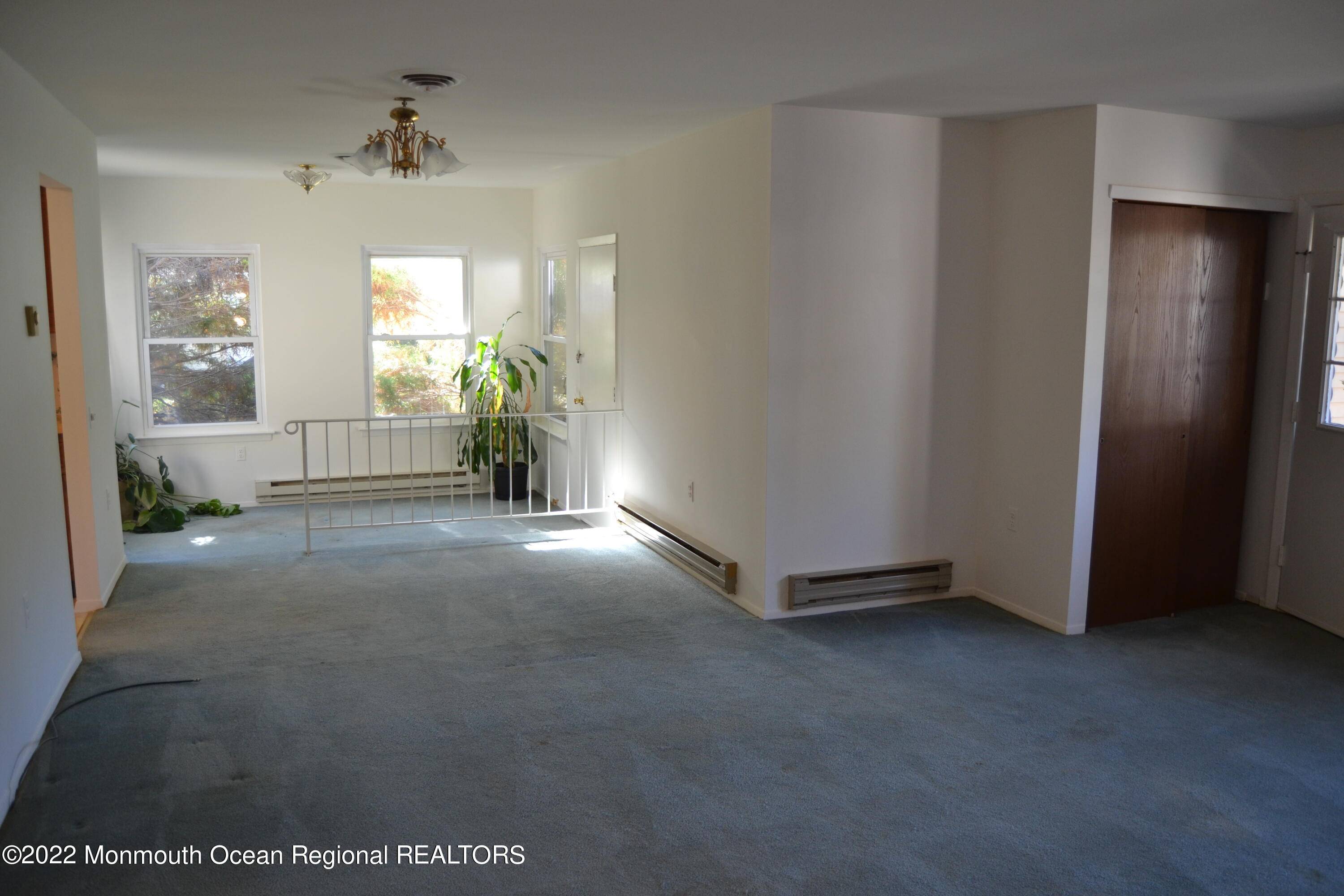 Whiting, NJ 08759,61 Sunset Road