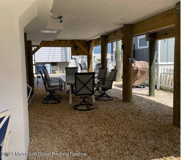 Lavallette, NJ 08735,121 W Tide Way