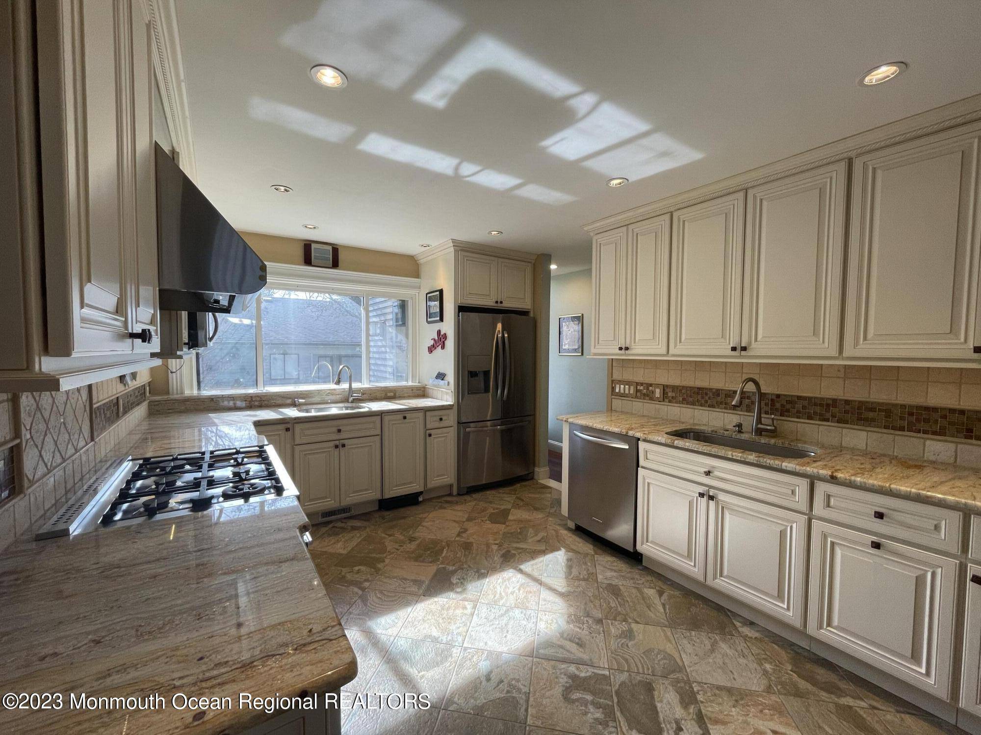 Oceanport, NJ 07757,9 Bridgewaters Drive #9