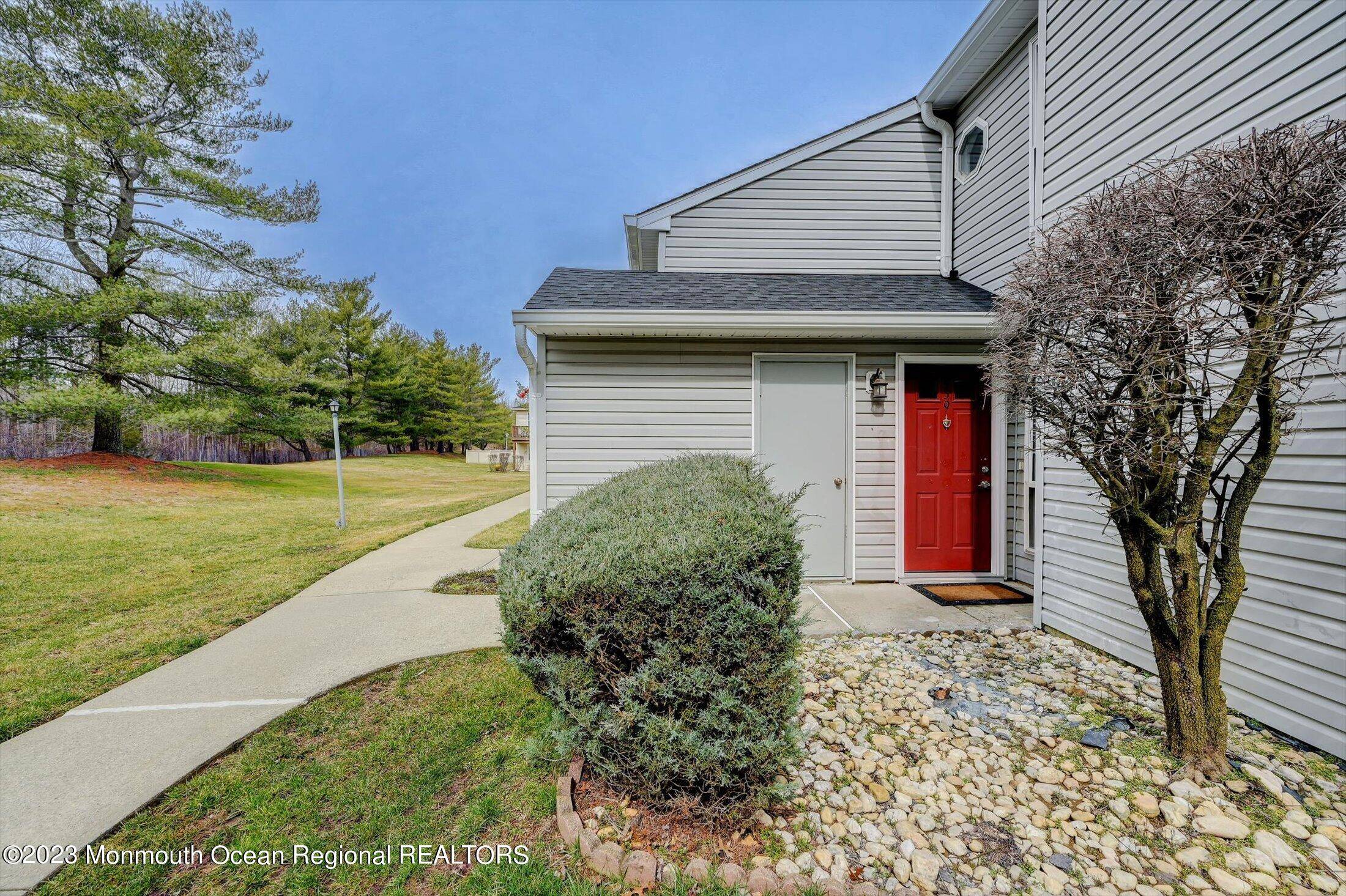 Morganville, NJ 07751,439 Hancock Place