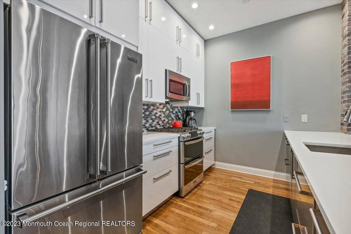 Asbury Park, NJ 07712,601 Mattison Avenue #2D