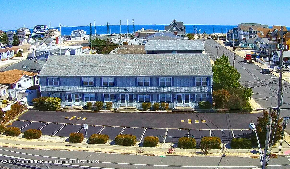 Lavallette, NJ 08735,3100 Route 35 N #6