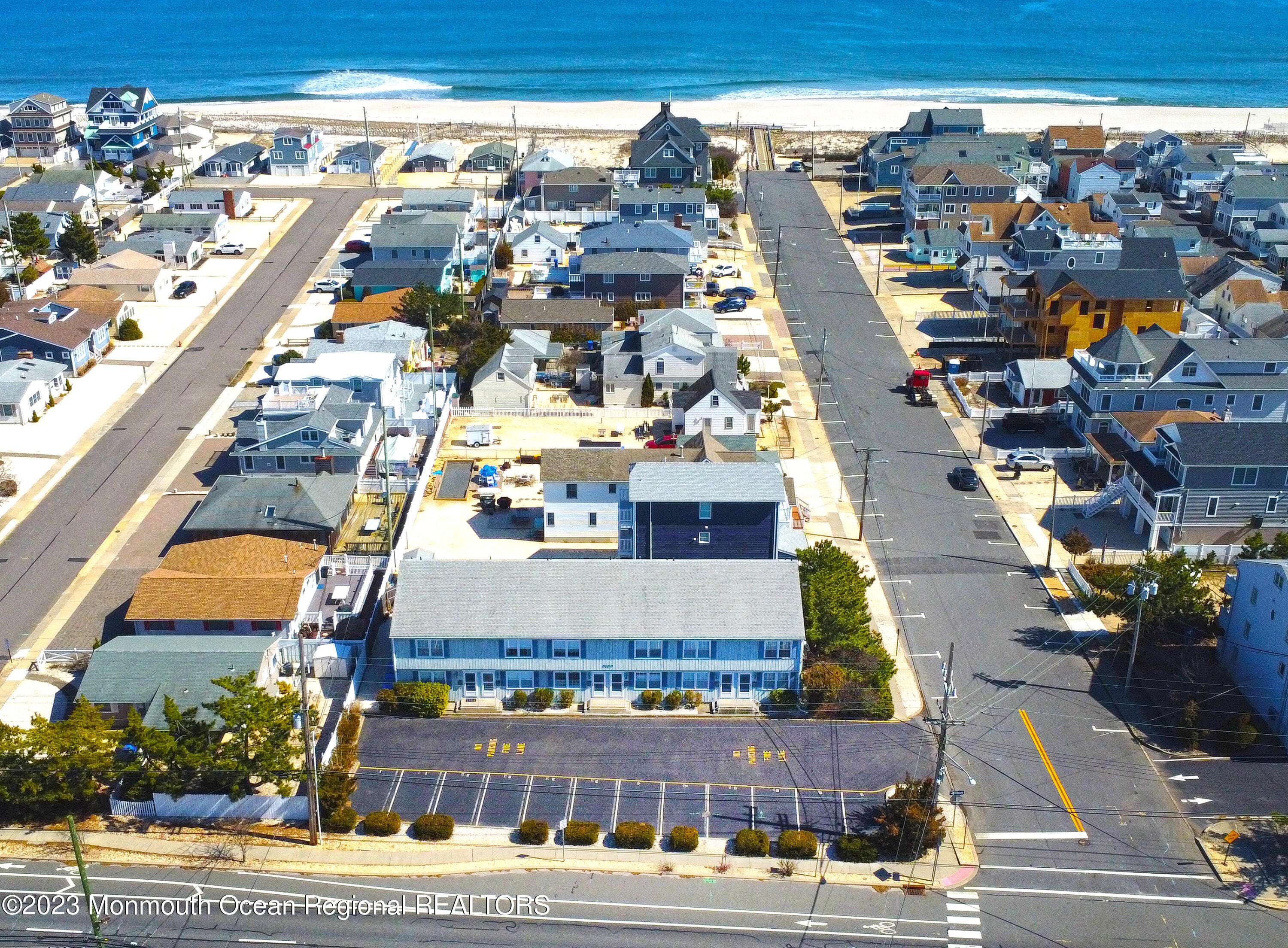 Lavallette, NJ 08735,3100 Route 35 N #6
