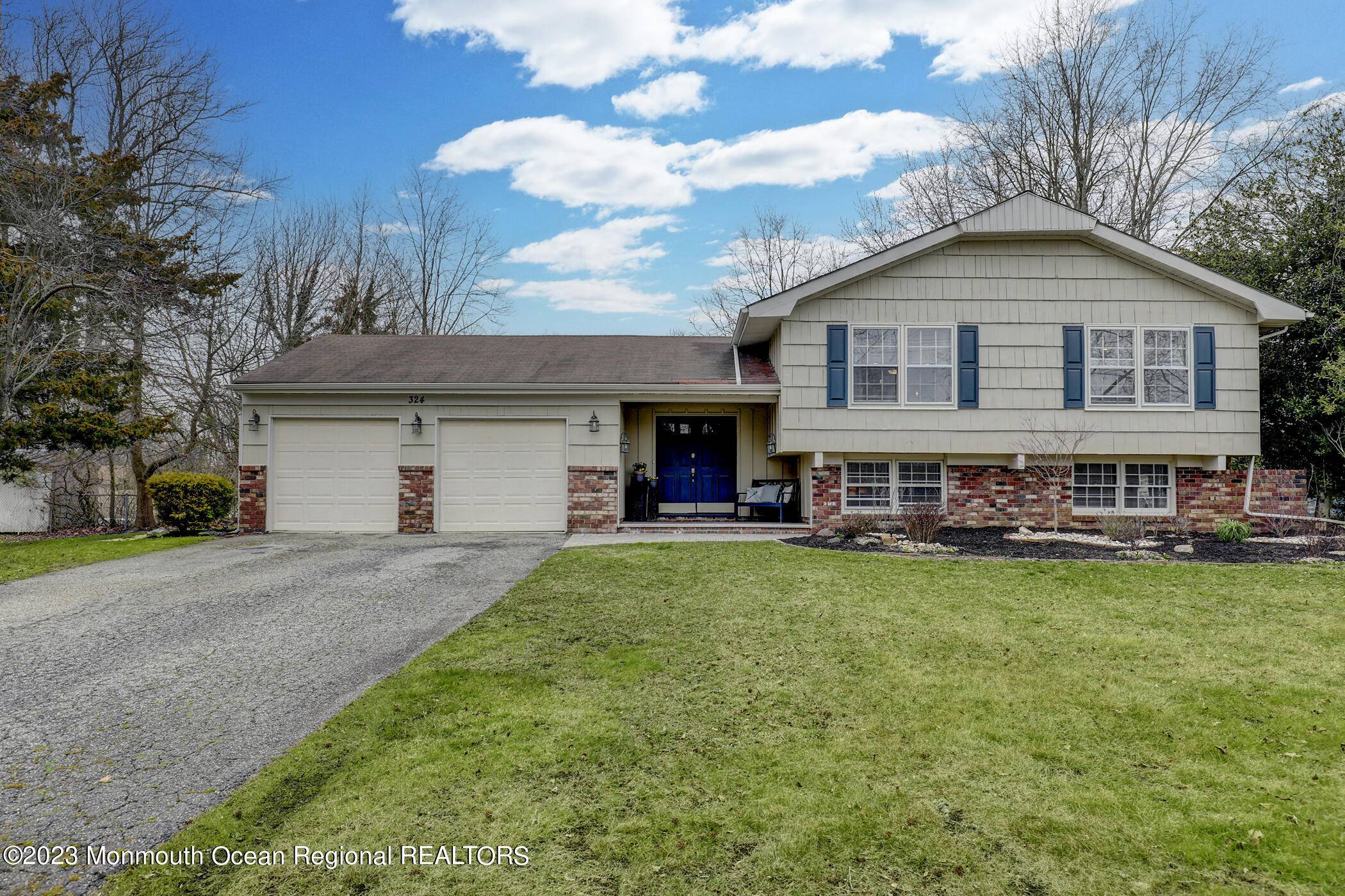 Manalapan, NJ 07726,324 Pine Brook Road