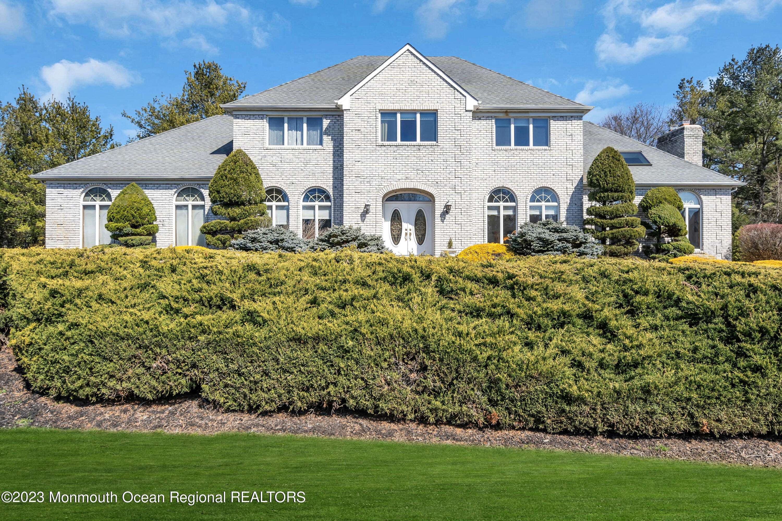 Colts Neck, NJ 07722,7 Birch Lane