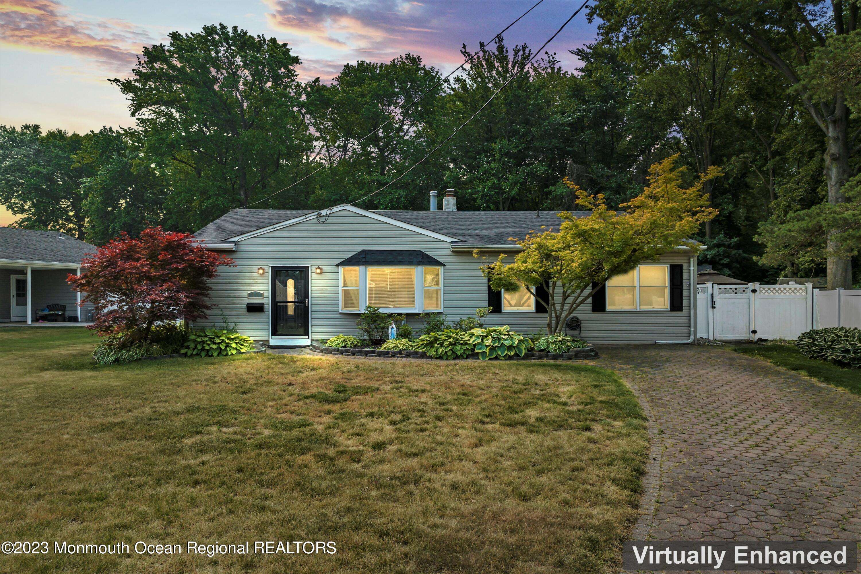 Hazlet, NJ 07730,11 Stephen Street