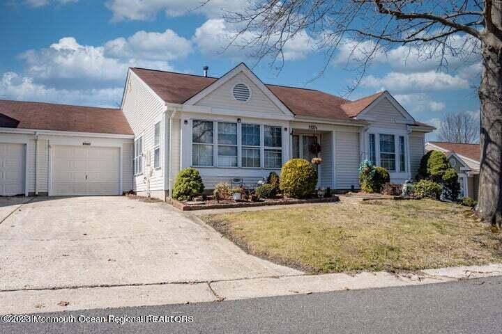Manchester, NJ 08759,1127 Thornbury Lane #b