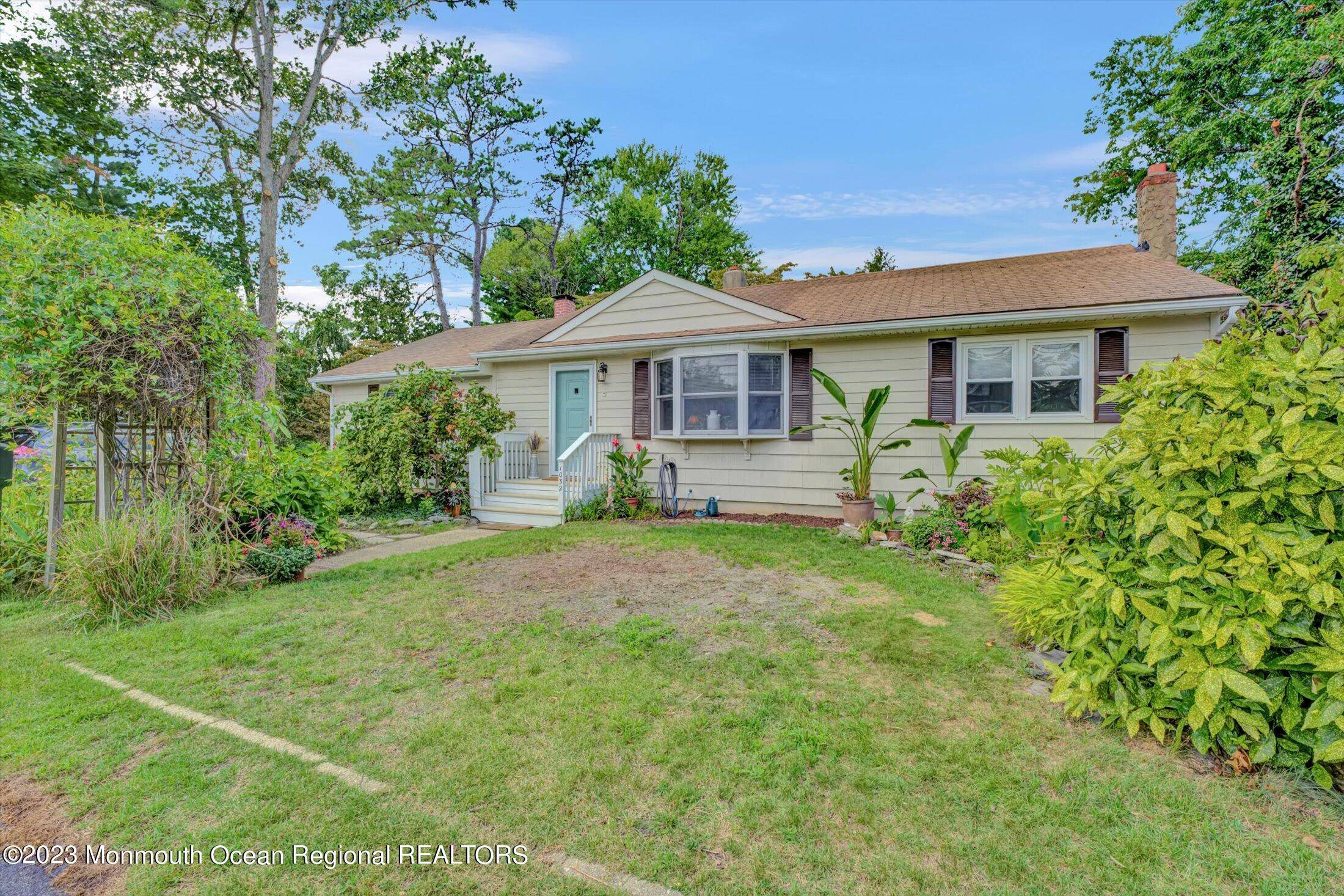 Beachwood, NJ 08722,1032 Beachwood Boulevard