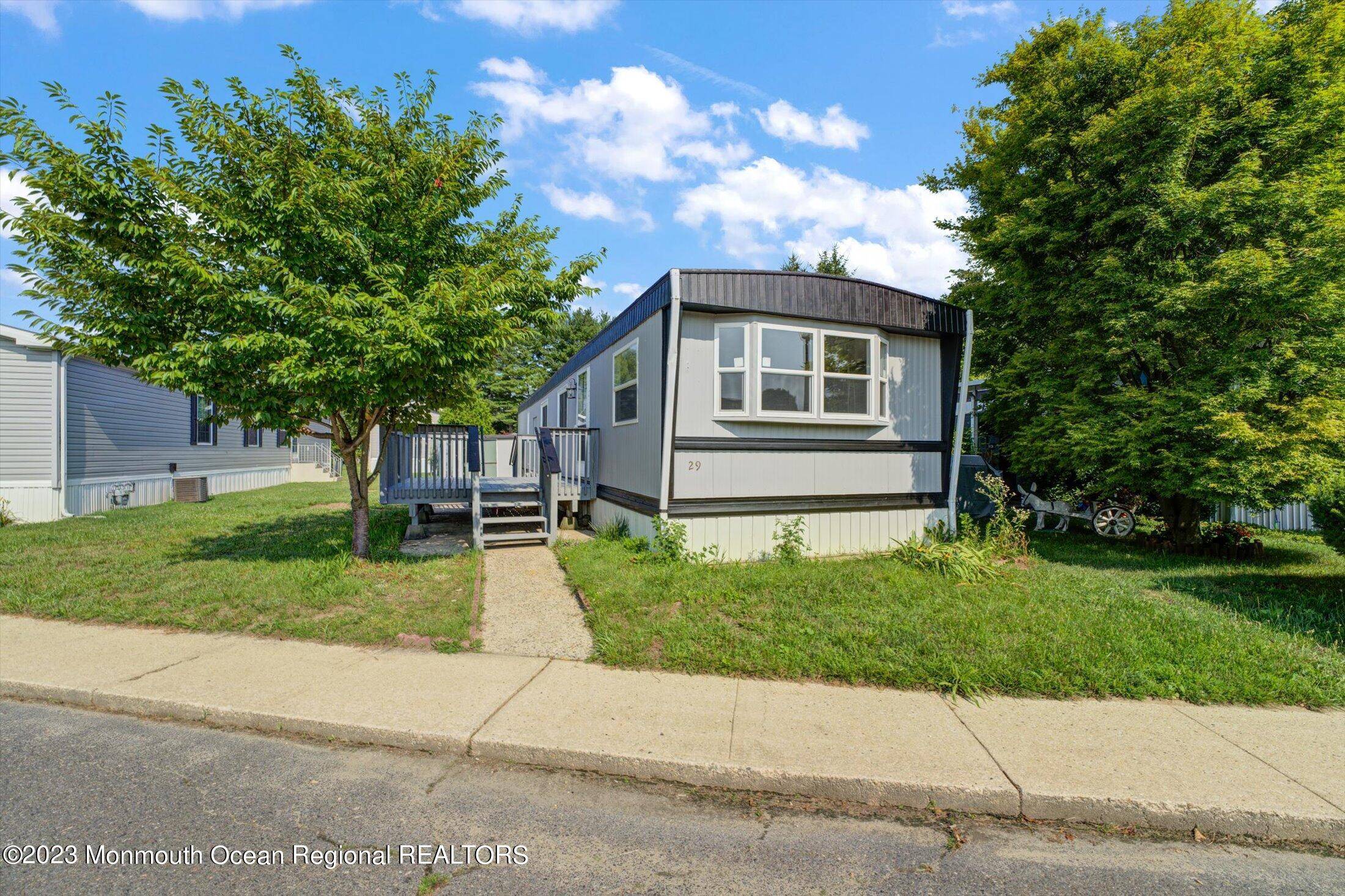 Jackson, NJ 08527,29 Southwind Circle