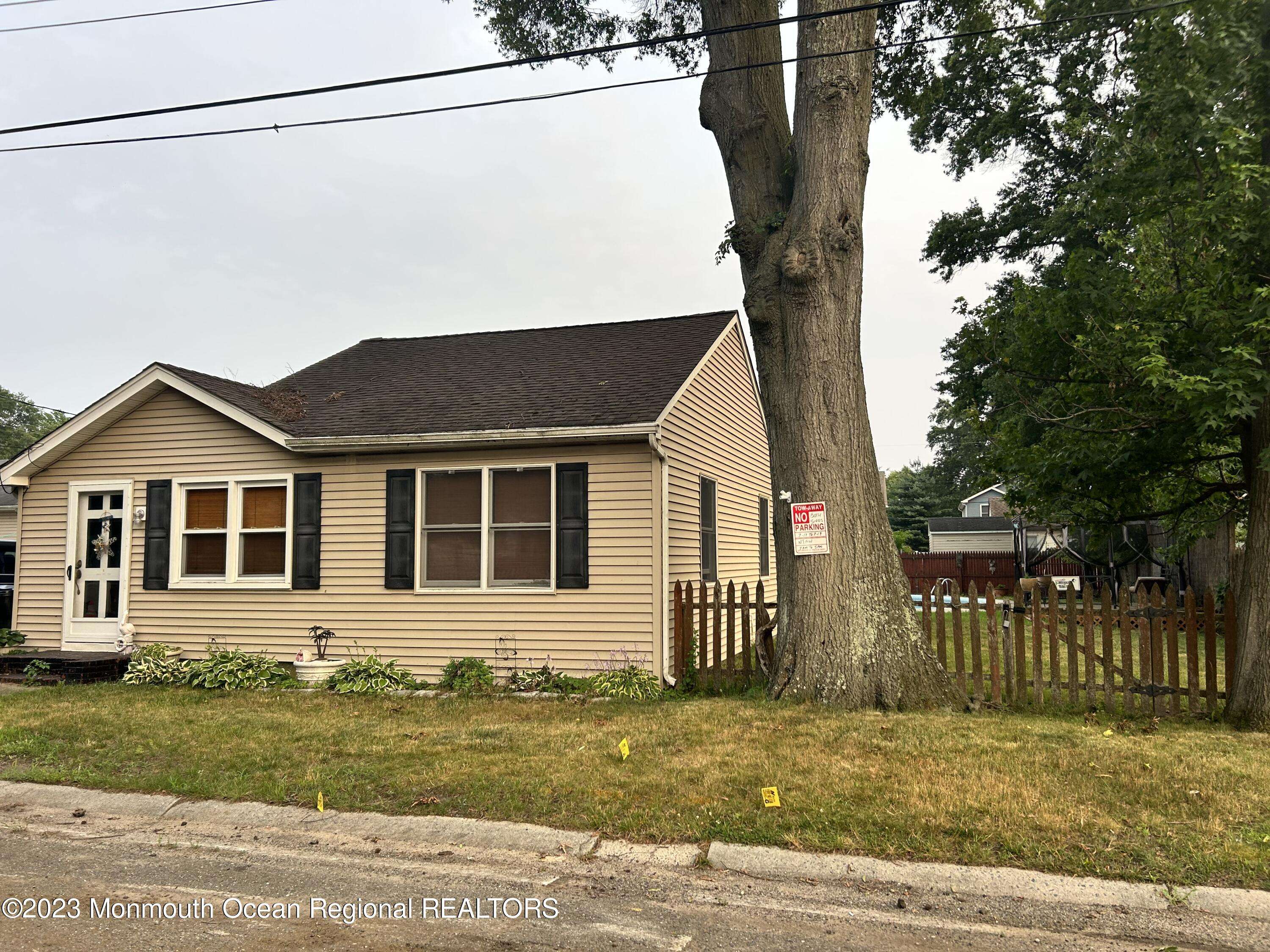 North Middletown, NJ 07748,24 Dalby Place