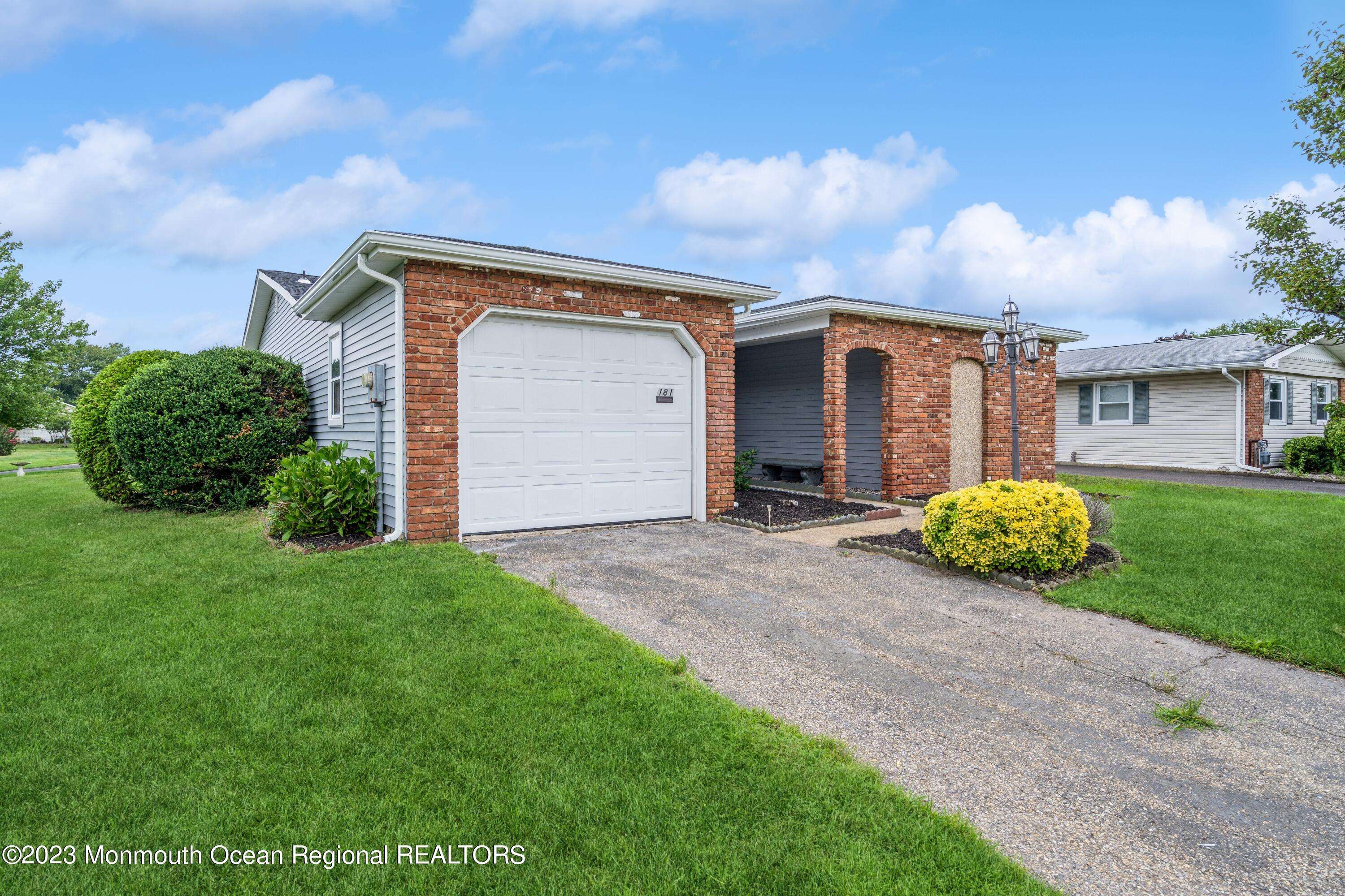Brick, NJ 08724,181 Blake Circle