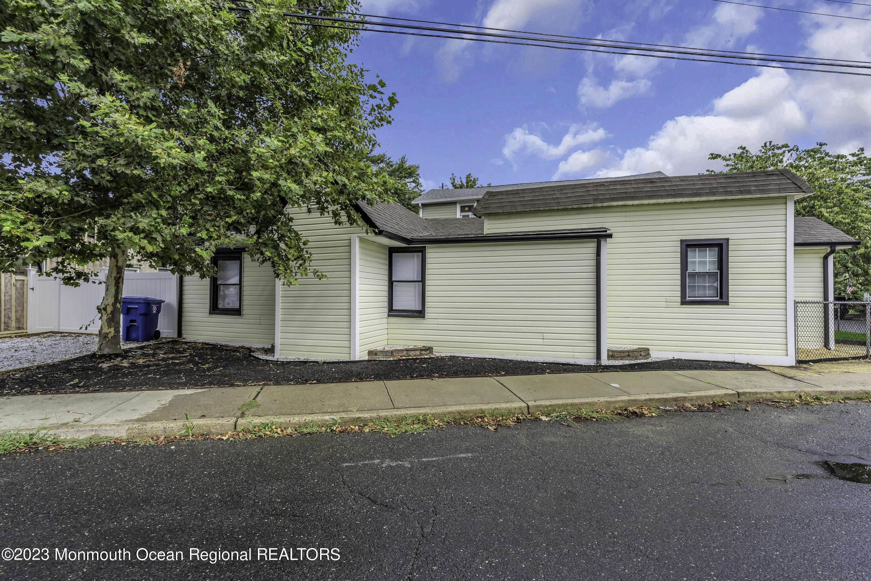 North Middletown, NJ 07748,49 Bray Avenue
