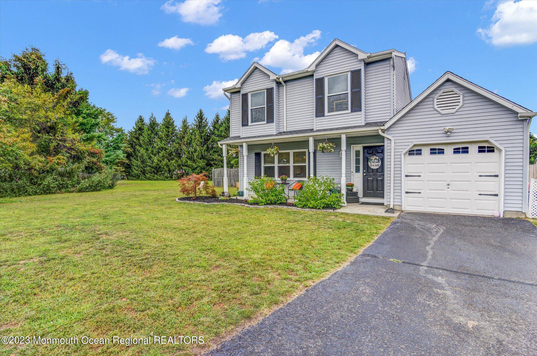 Howell, NJ 07731,3 Albatross Drive