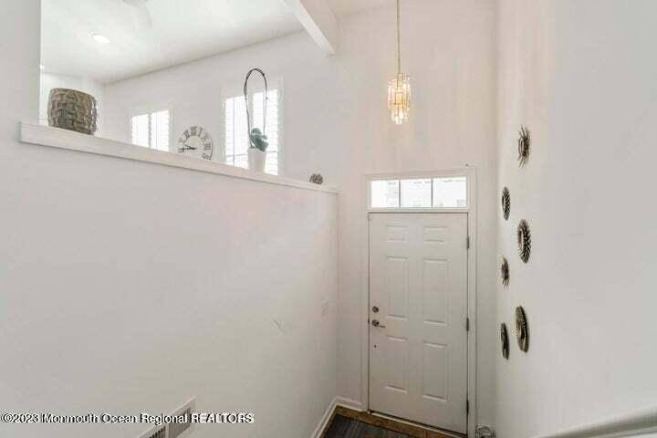 Eatontown, NJ 07724,126 Beacon Lane #701