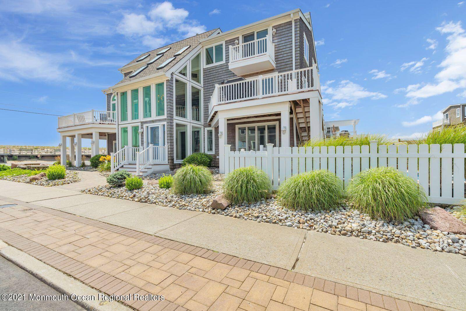 Seaside Park, NJ 08752,1101 S Ocean Avenue