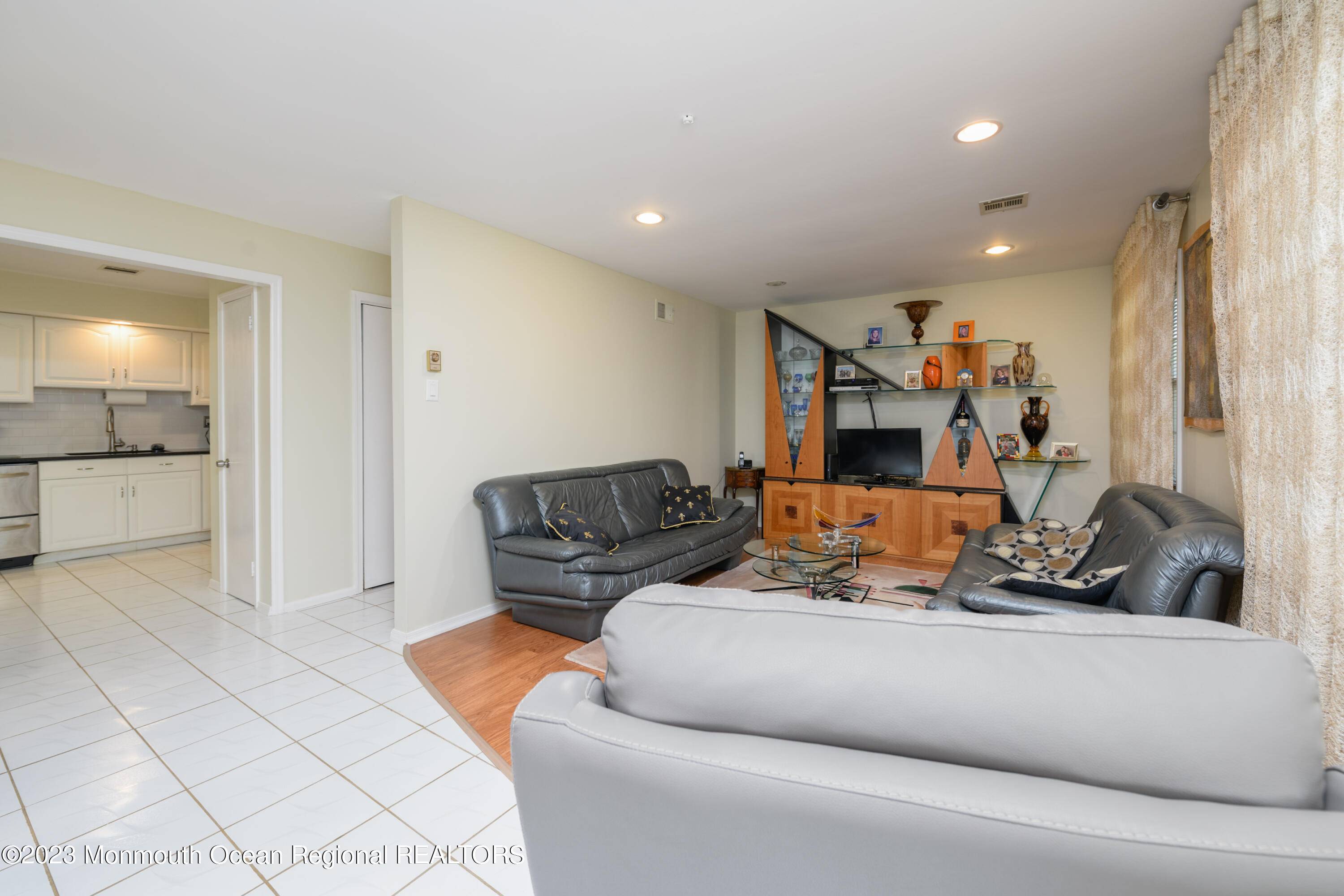 Freehold, NJ 07728,71 Patrick Henry Square #A