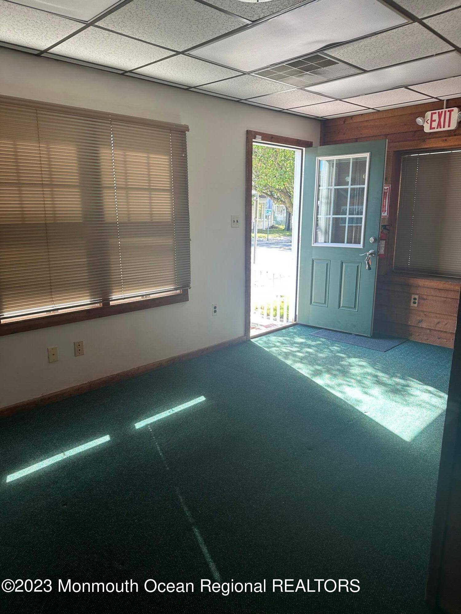 Tuckerton, NJ 08087,141 E Main Street