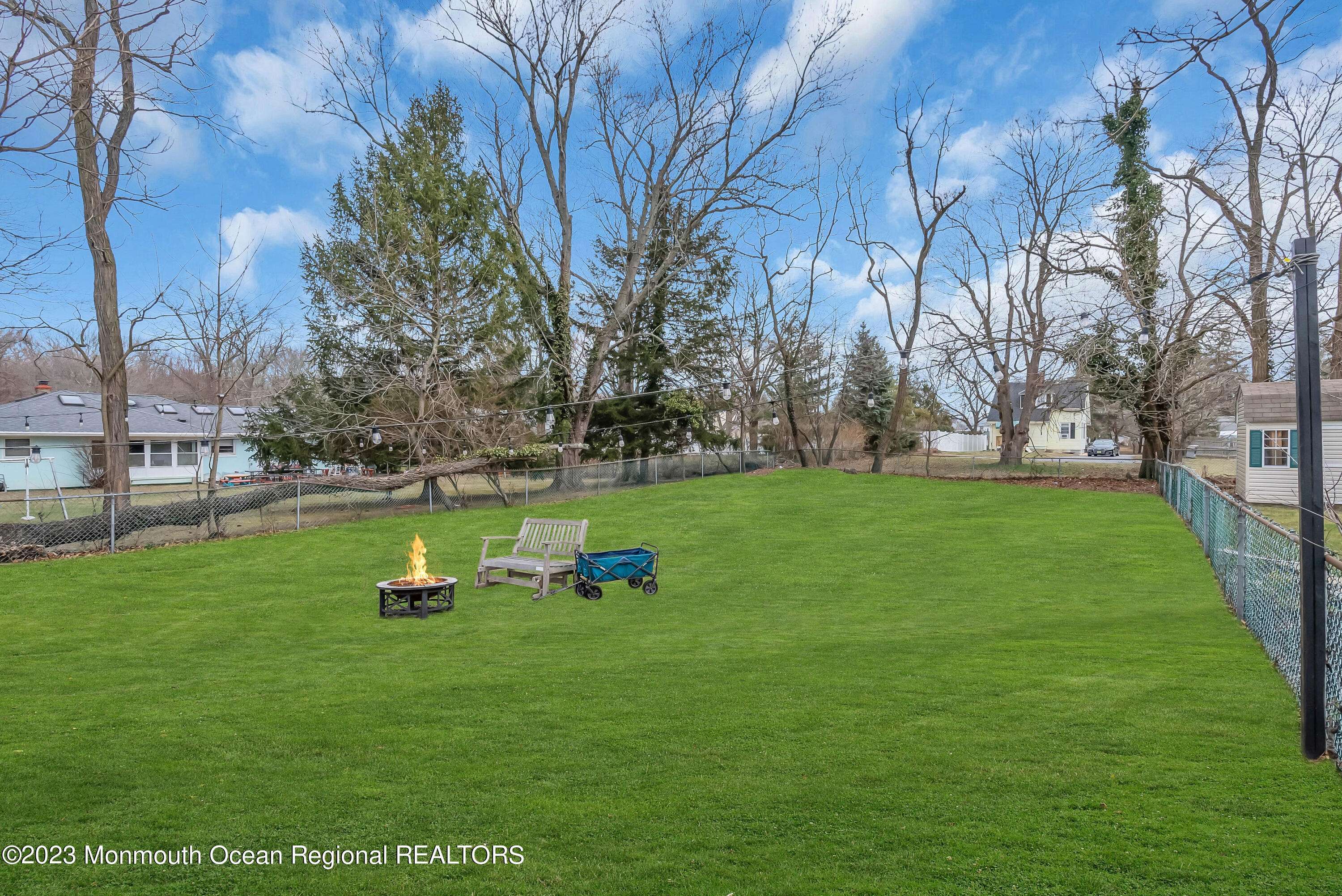 Oakhurst, NJ 07755,7 Johnston Street