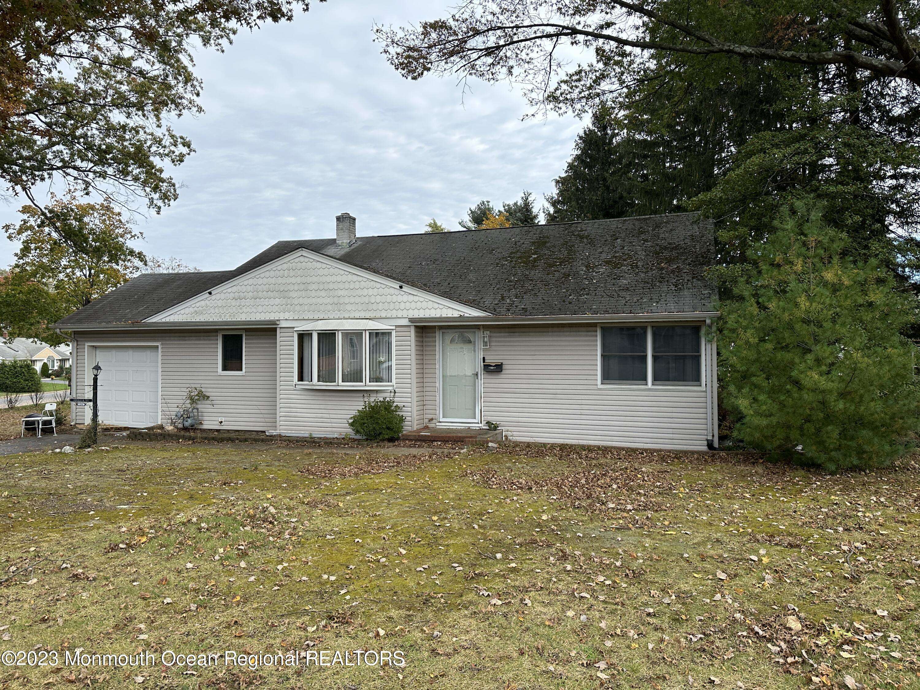 Holmdel, NJ 07733,34 Miller Avenue