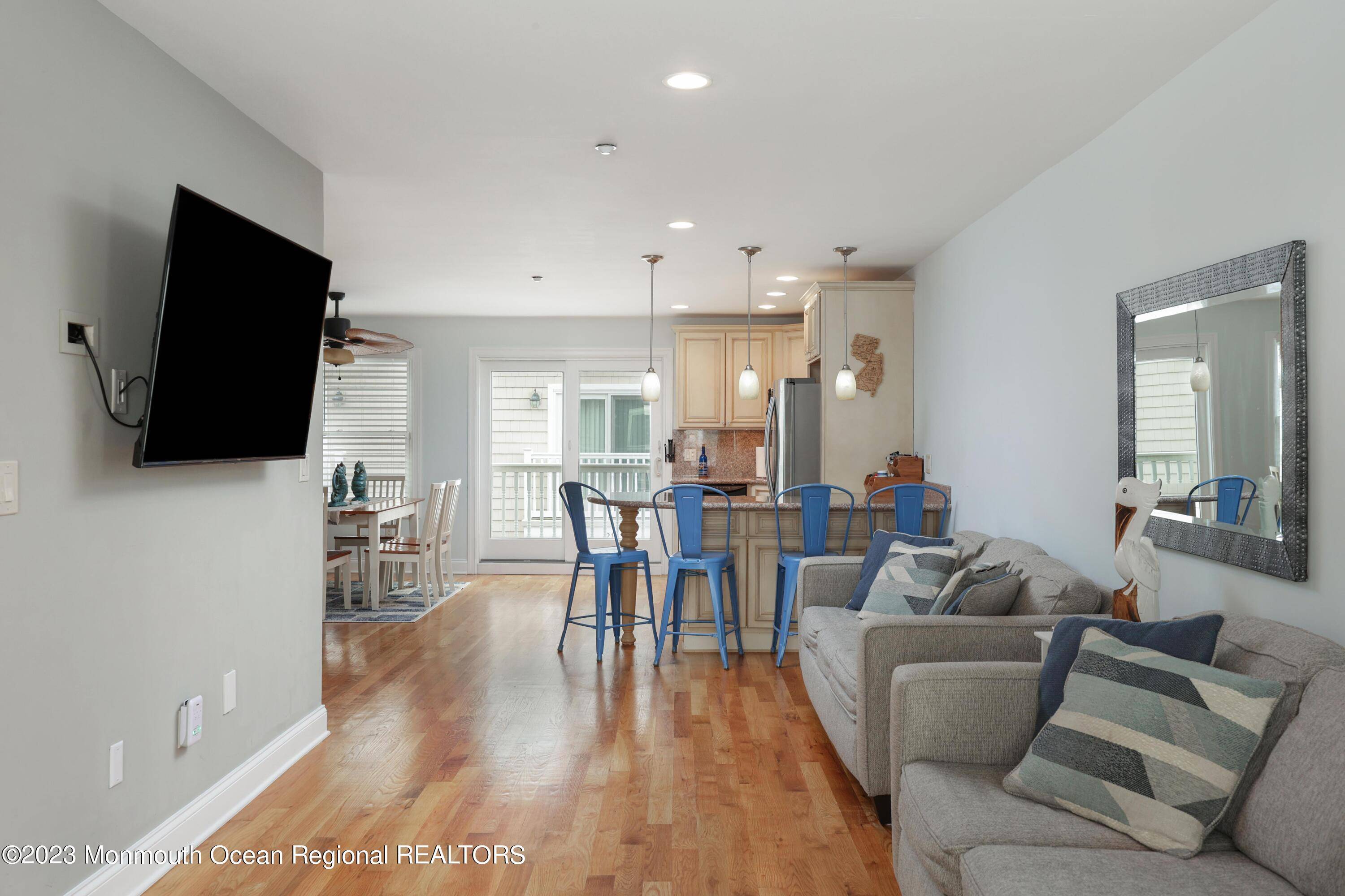 Seaside Heights, NJ 08751,21 Blaine Avenue ##22