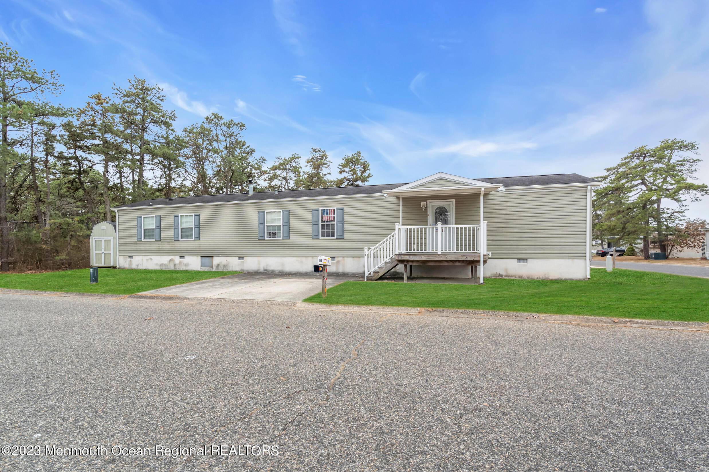 Whiting, NJ 08759,15 Fawn Place