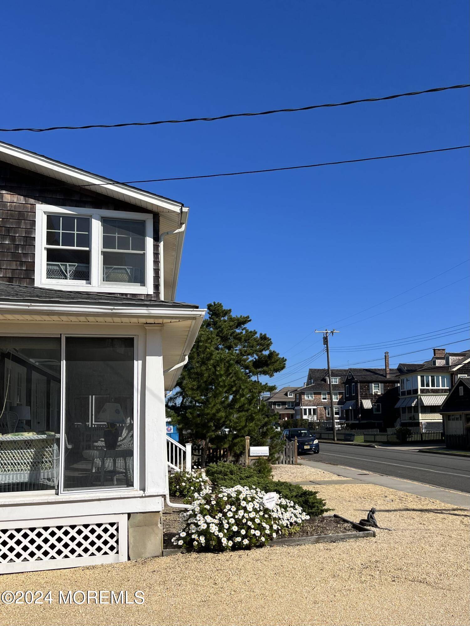 Bay Head, NJ 08742,724 East Avenue #SUMMER