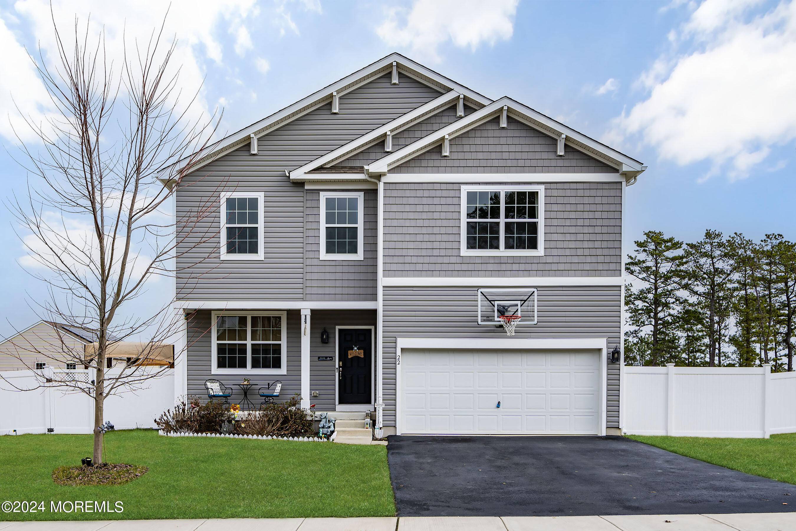 Barnegat, NJ 08005,22 Dylan Boulevard