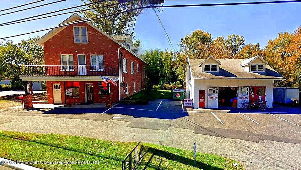 Morganville, NJ 07751,239 State Route 79