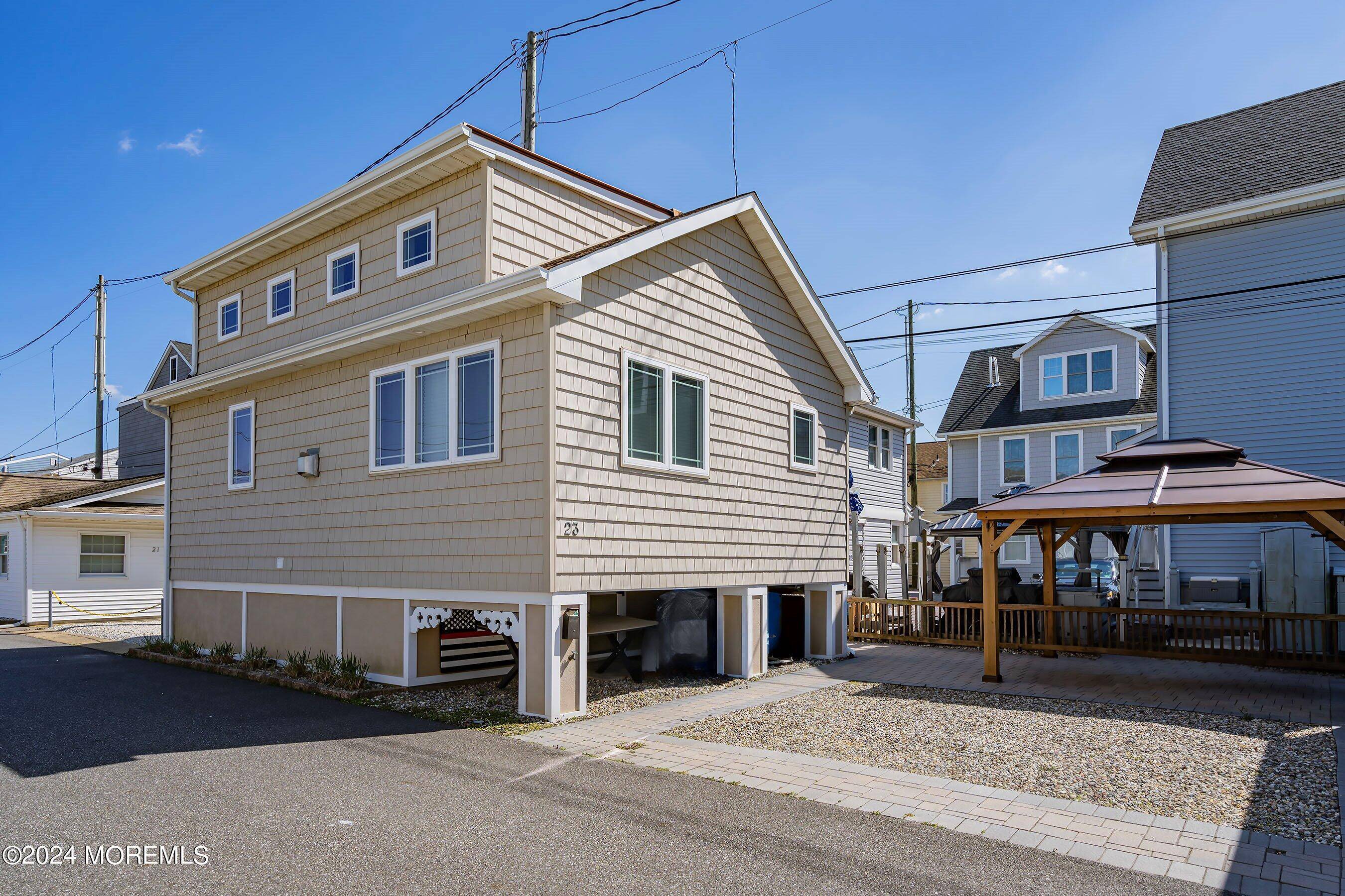 Lavallette, NJ 08735,23 E Sea Way