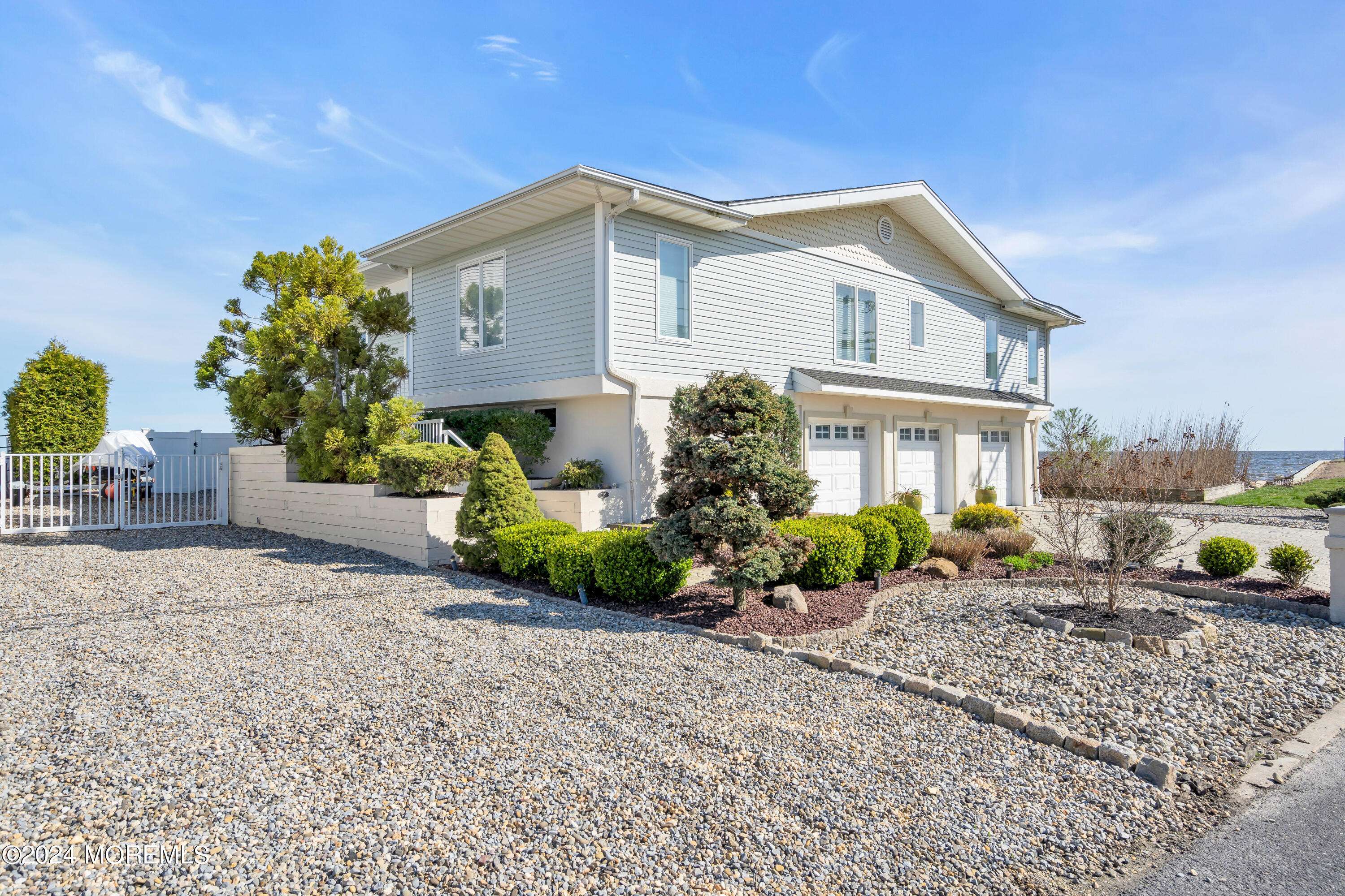 Lanoka Harbor, NJ 08734,1320 Laurel Boulevard