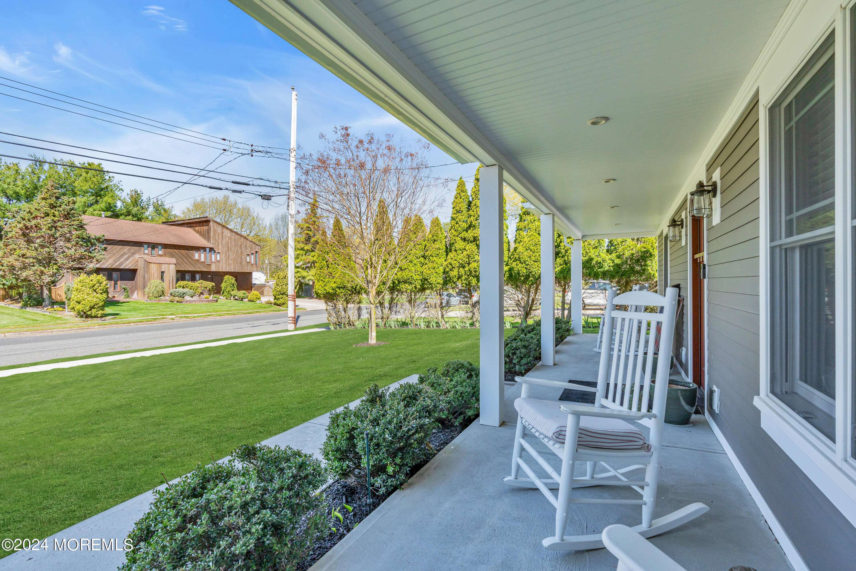 Oakhurst, NJ 07755,27 Branch Road