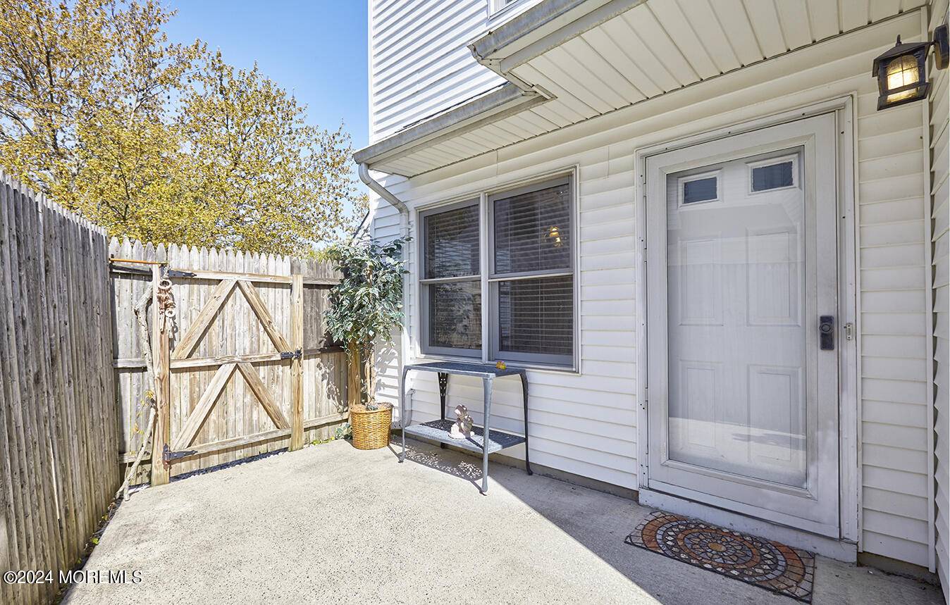 Freehold, NJ 07728,4 Bukiet Court