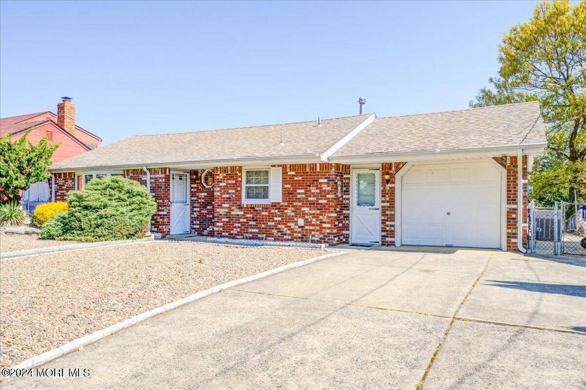 Toms River, NJ 08753,1870 Merrimac Drive