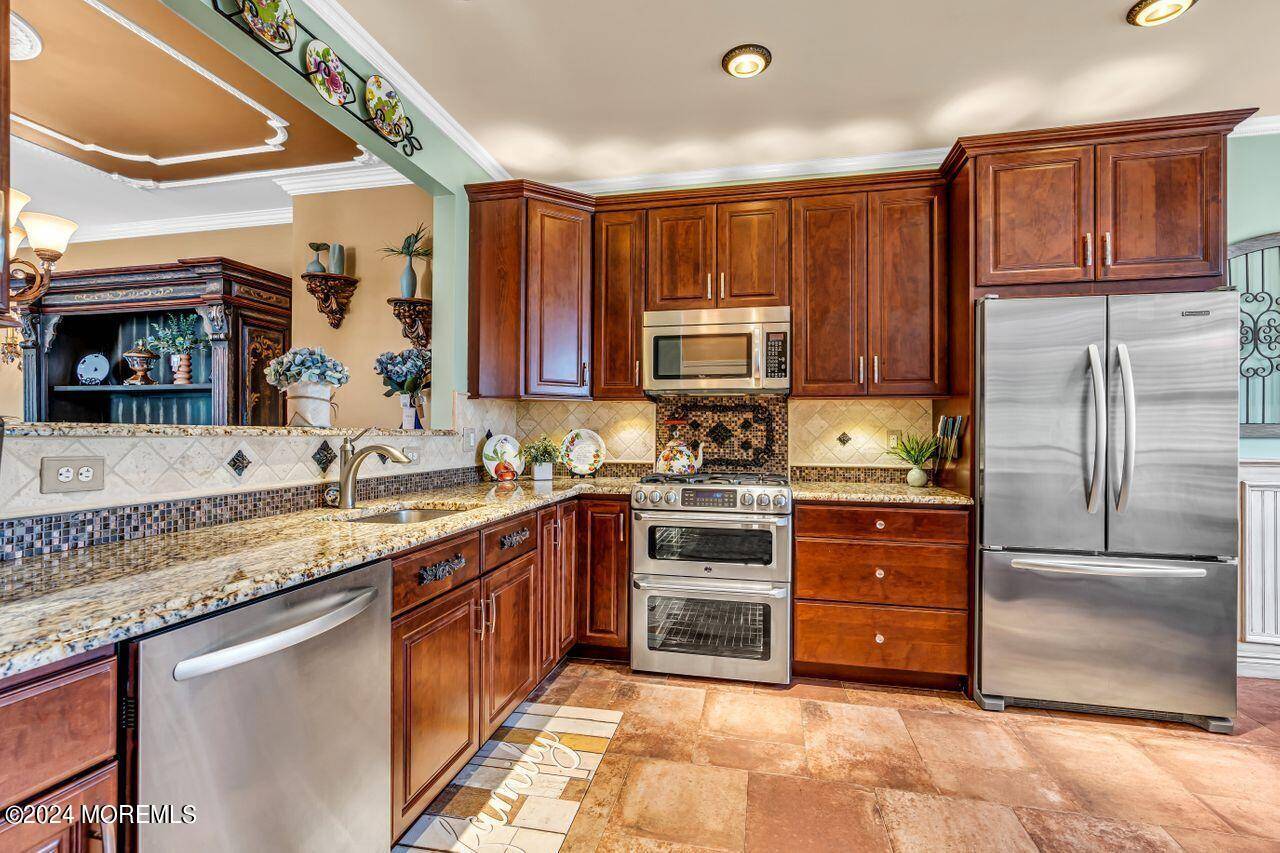 Old Bridge, NJ 08857,28 Daly Court #1549