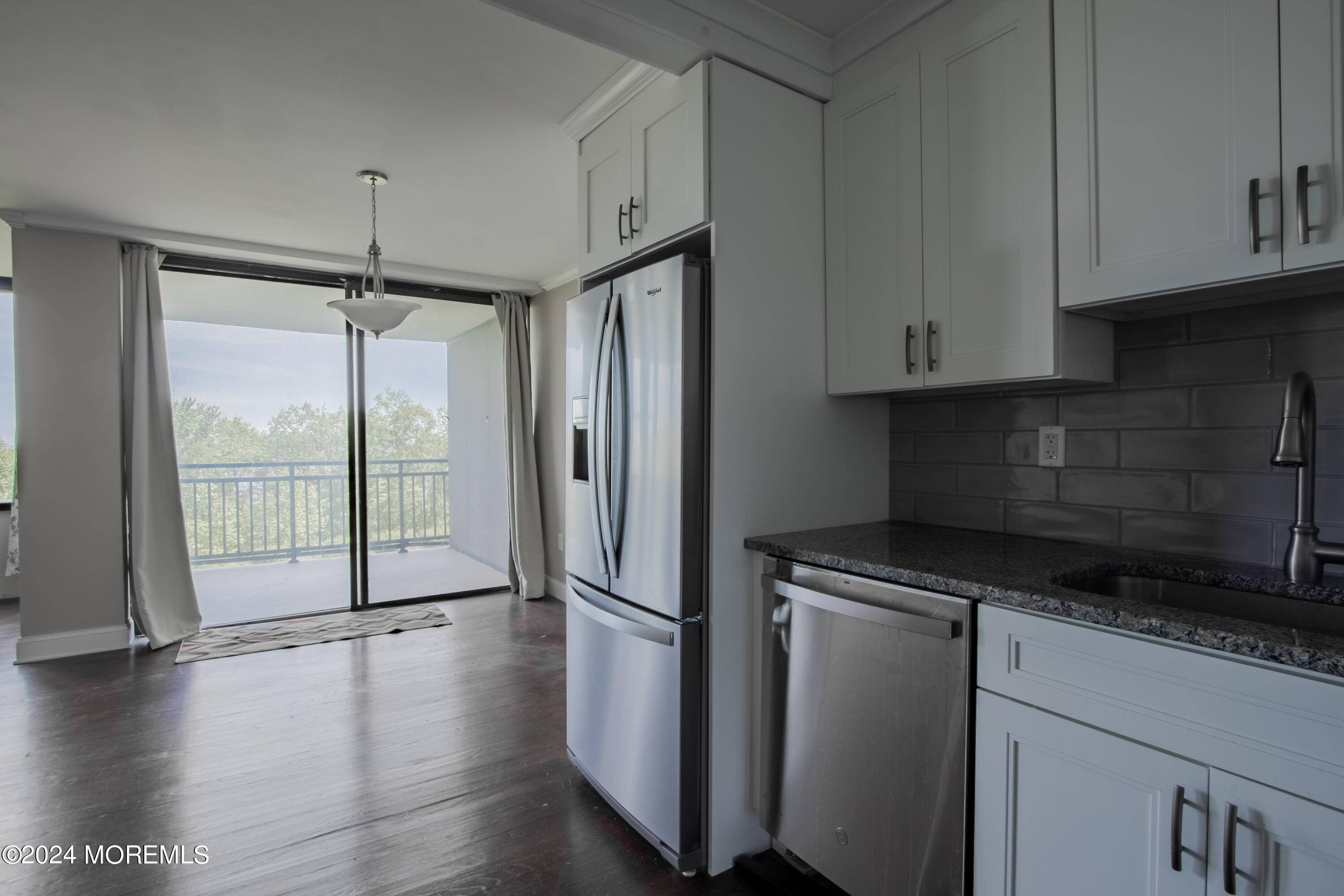 Highlands, NJ 07732,1 Scenic Drive #304