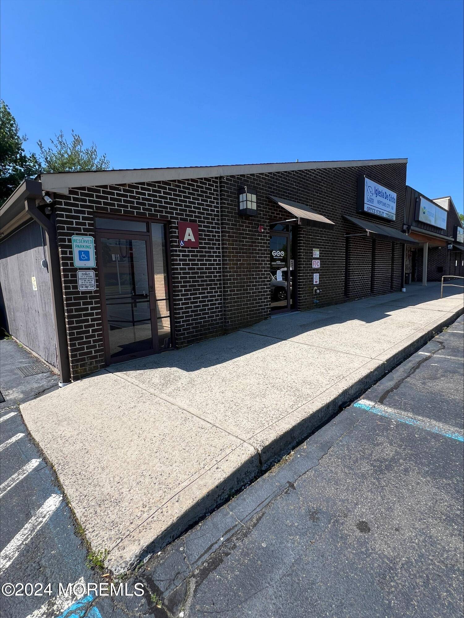 Neptune City, NJ 07753,2040 6th Avenue