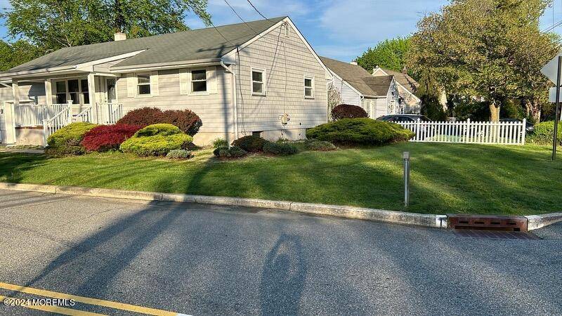 Matawan, NJ 07747,1 Union Street