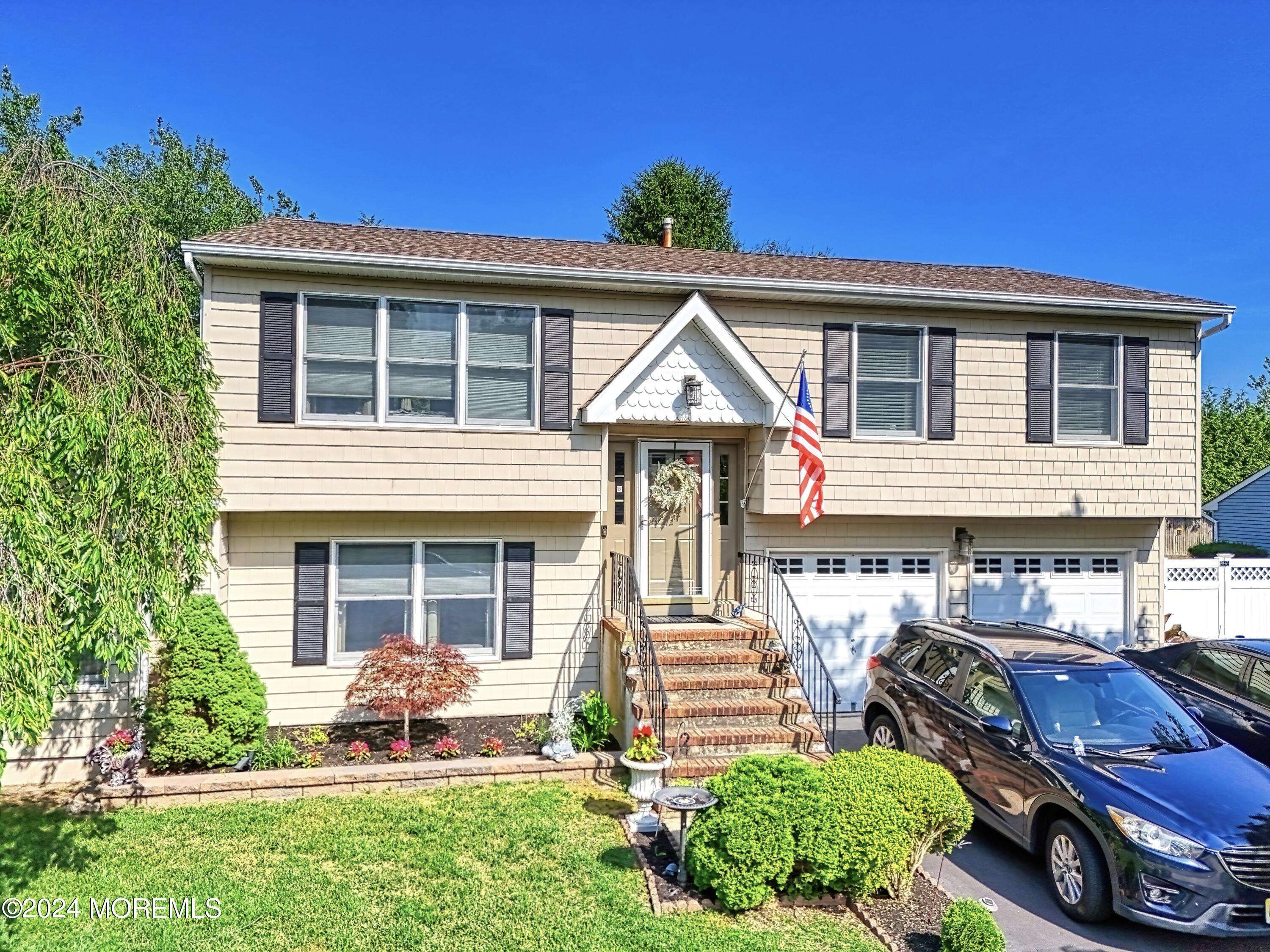 Howell, NJ 07731,40 Bristlecone Drive