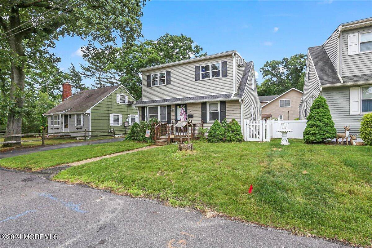 Hazlet, NJ 07734,5 Olive Place