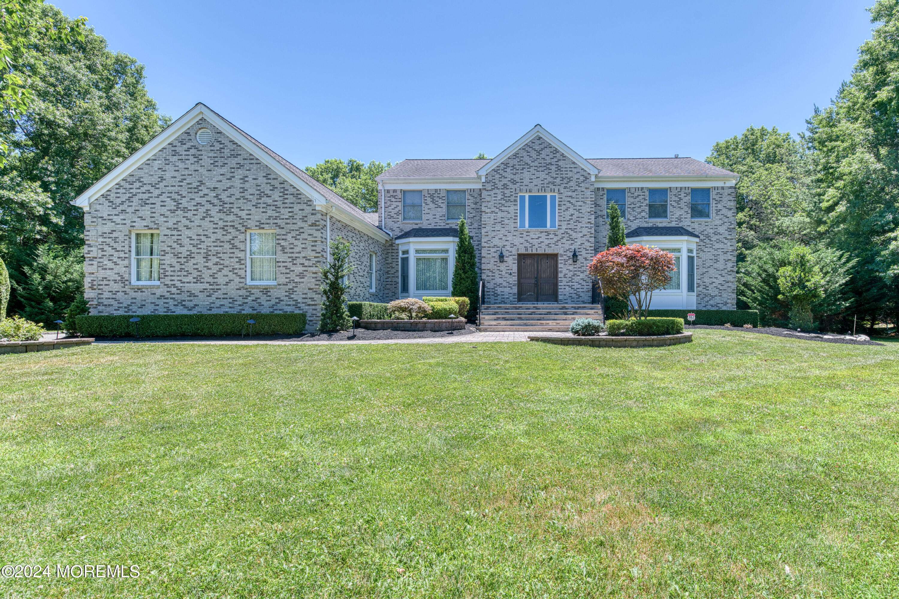 Holmdel, NJ 07733,6 Chardonnay Drive